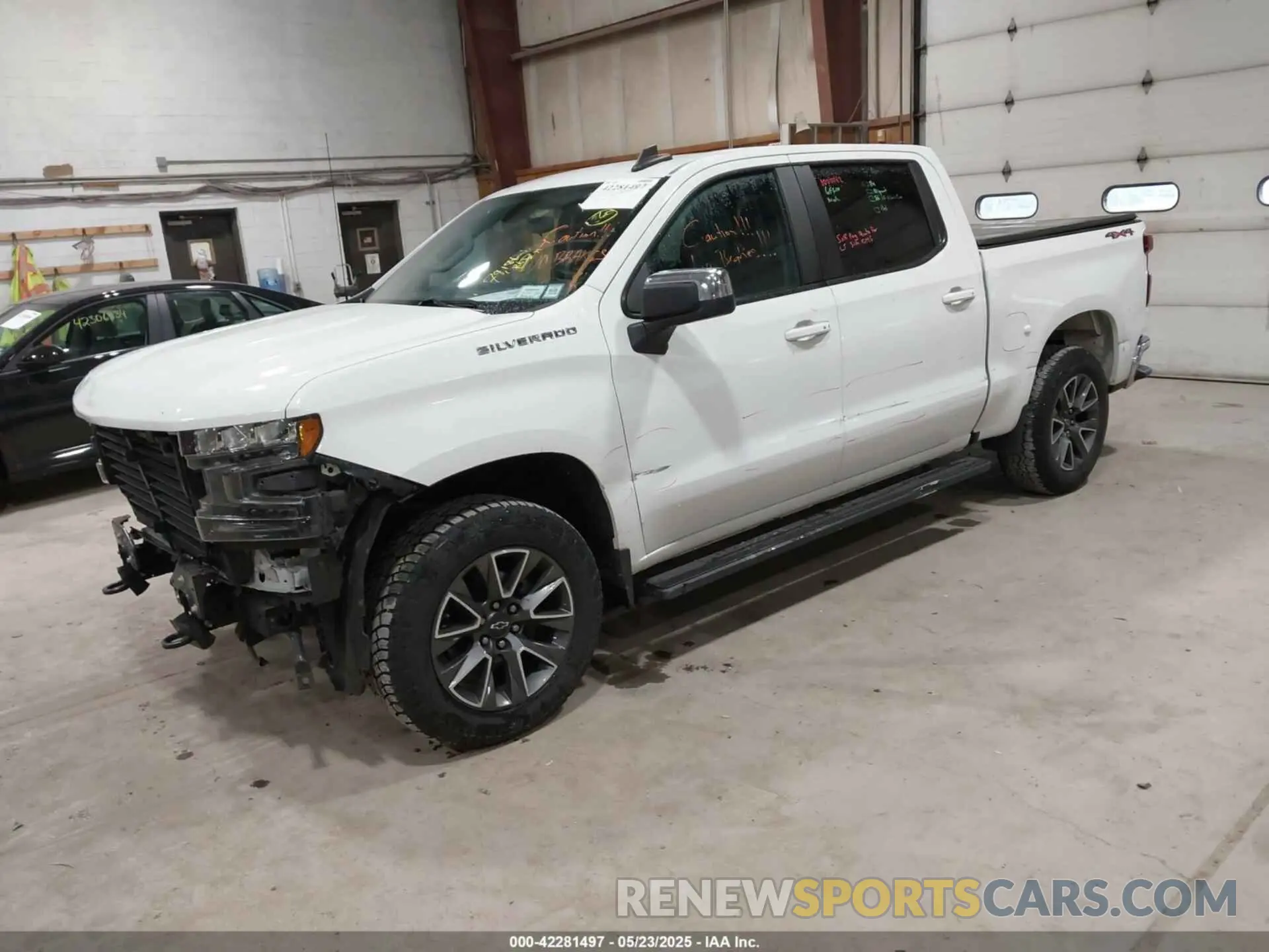 2 Photograph of a damaged car 3GCUYDED7KG207867 CHEVROLET SILVERADO 1500 2019