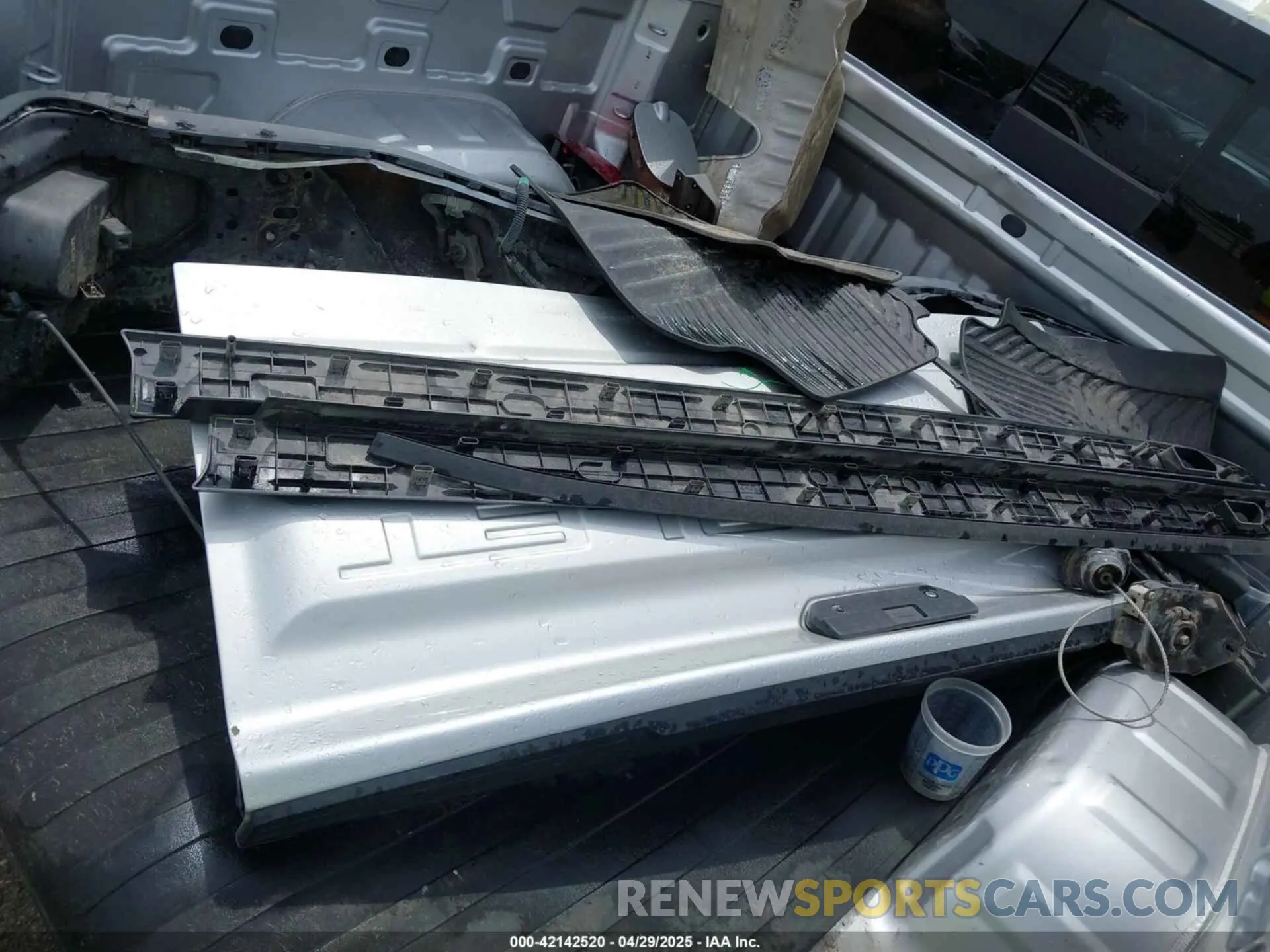 12 Photograph of a damaged car 3GCUYDED8KG155861 CHEVROLET SILVERADO 1500 2019