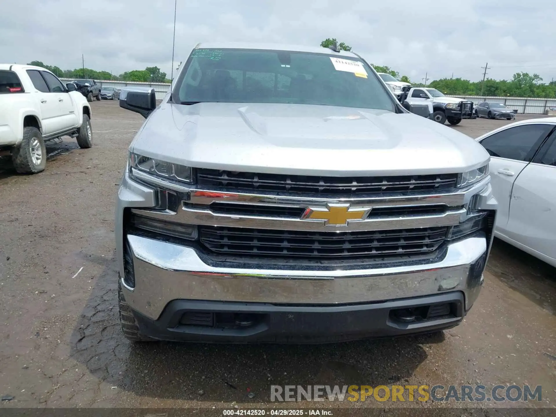 21 Photograph of a damaged car 3GCUYDED8KG155861 CHEVROLET SILVERADO 1500 2019