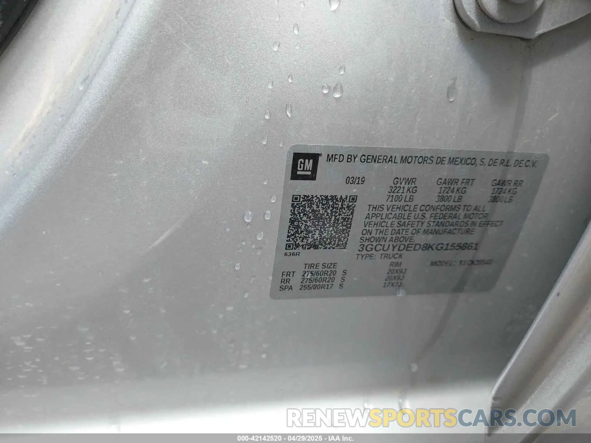 9 Photograph of a damaged car 3GCUYDED8KG155861 CHEVROLET SILVERADO 1500 2019