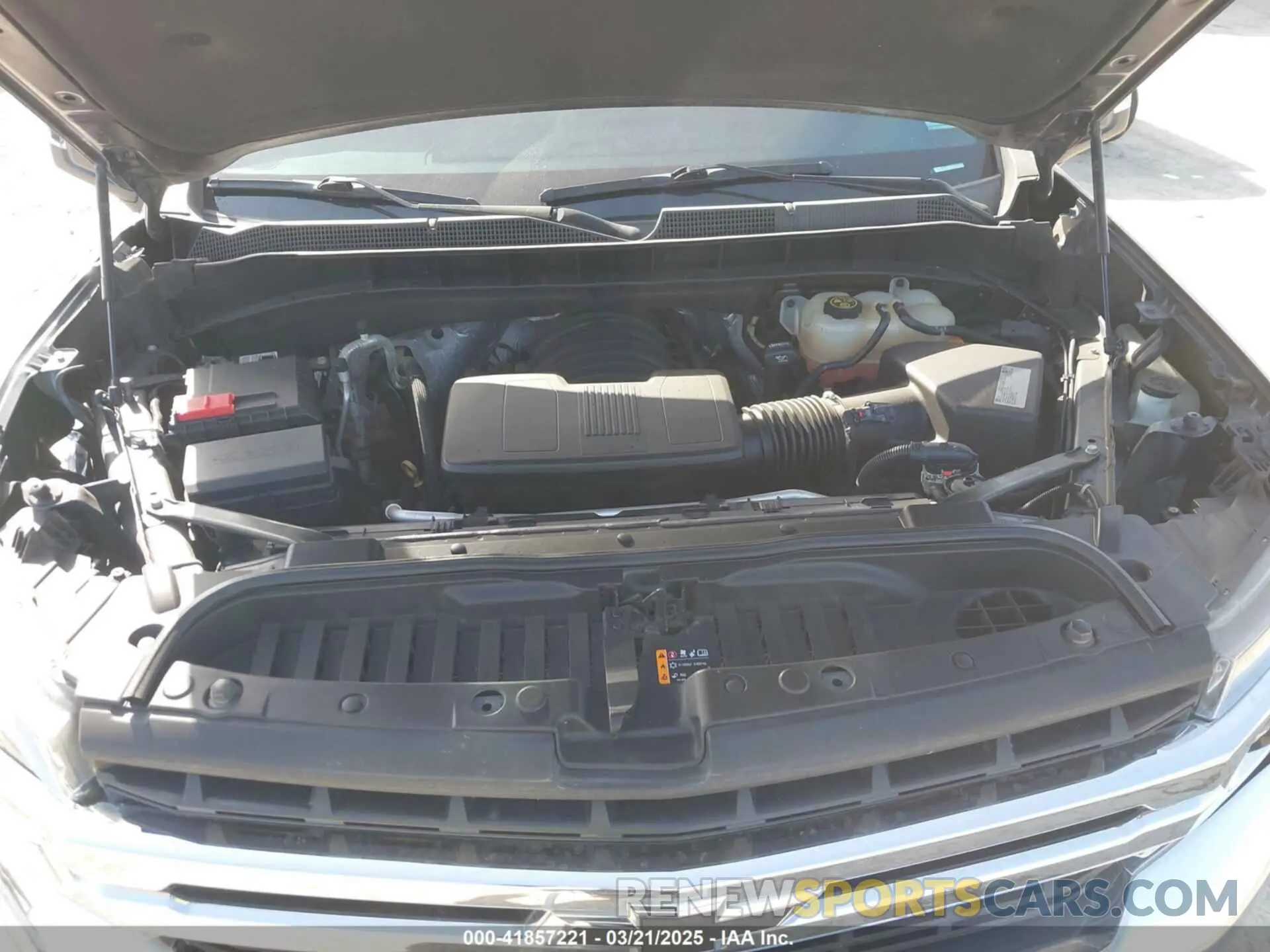10 Photograph of a damaged car 3GCUYDEDXKG176761 CHEVROLET SILVERADO 1500 2019