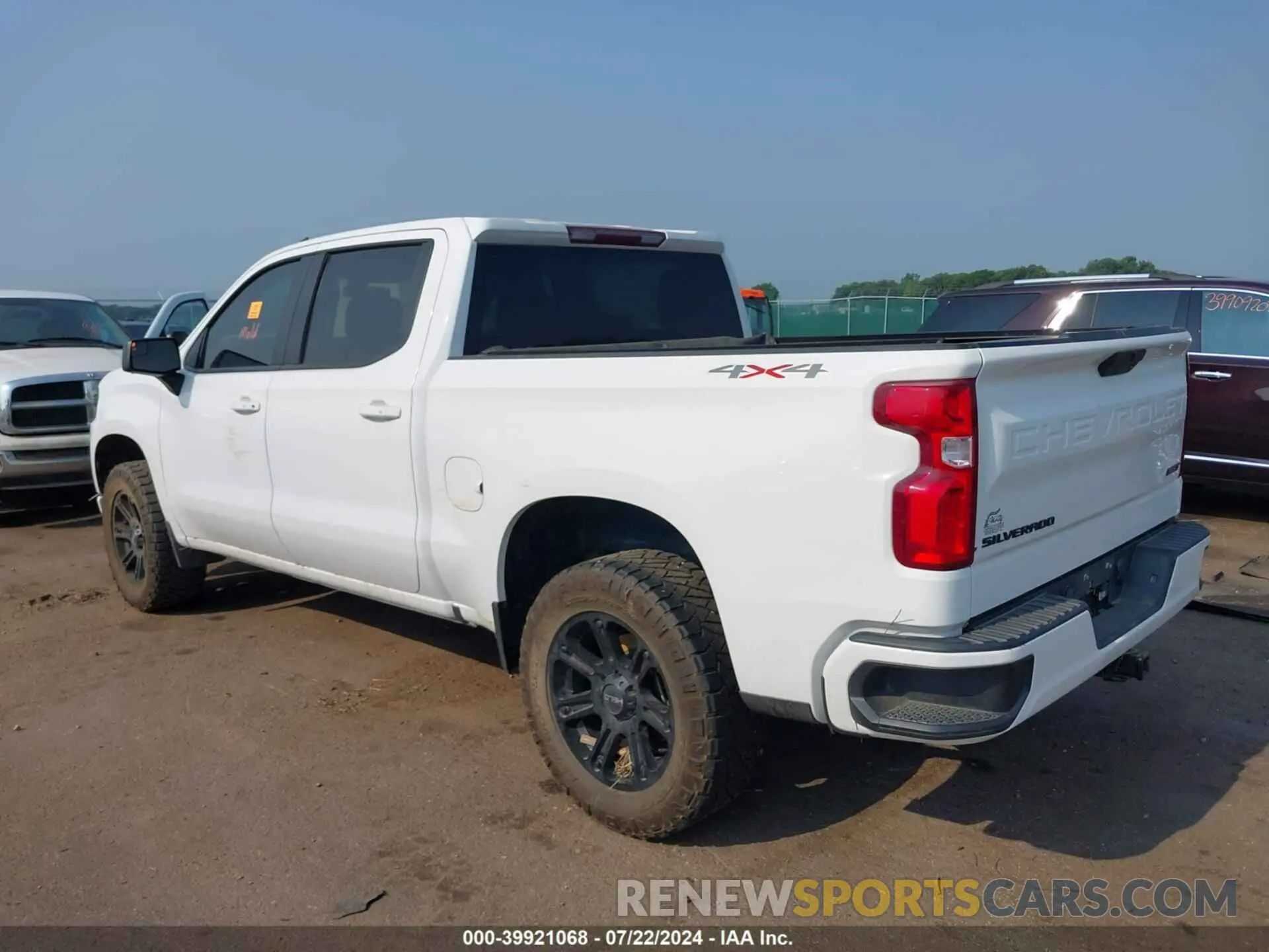 3 Photograph of a damaged car 3GCUYEED1KG131763 CHEVROLET SILVERADO 1500 2019