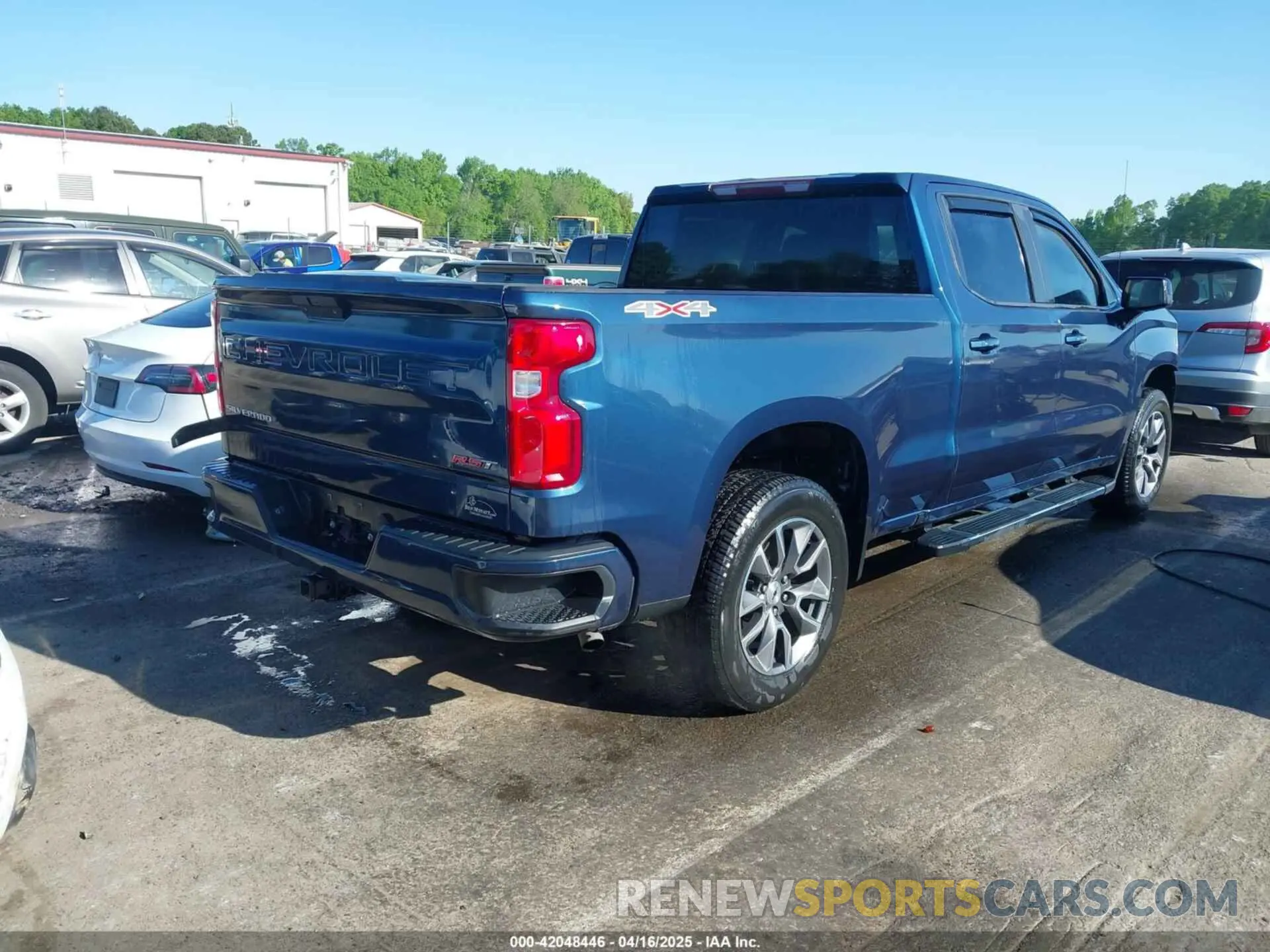 4 Photograph of a damaged car 3GCUYEED1KG240059 CHEVROLET SILVERADO 1500 2019