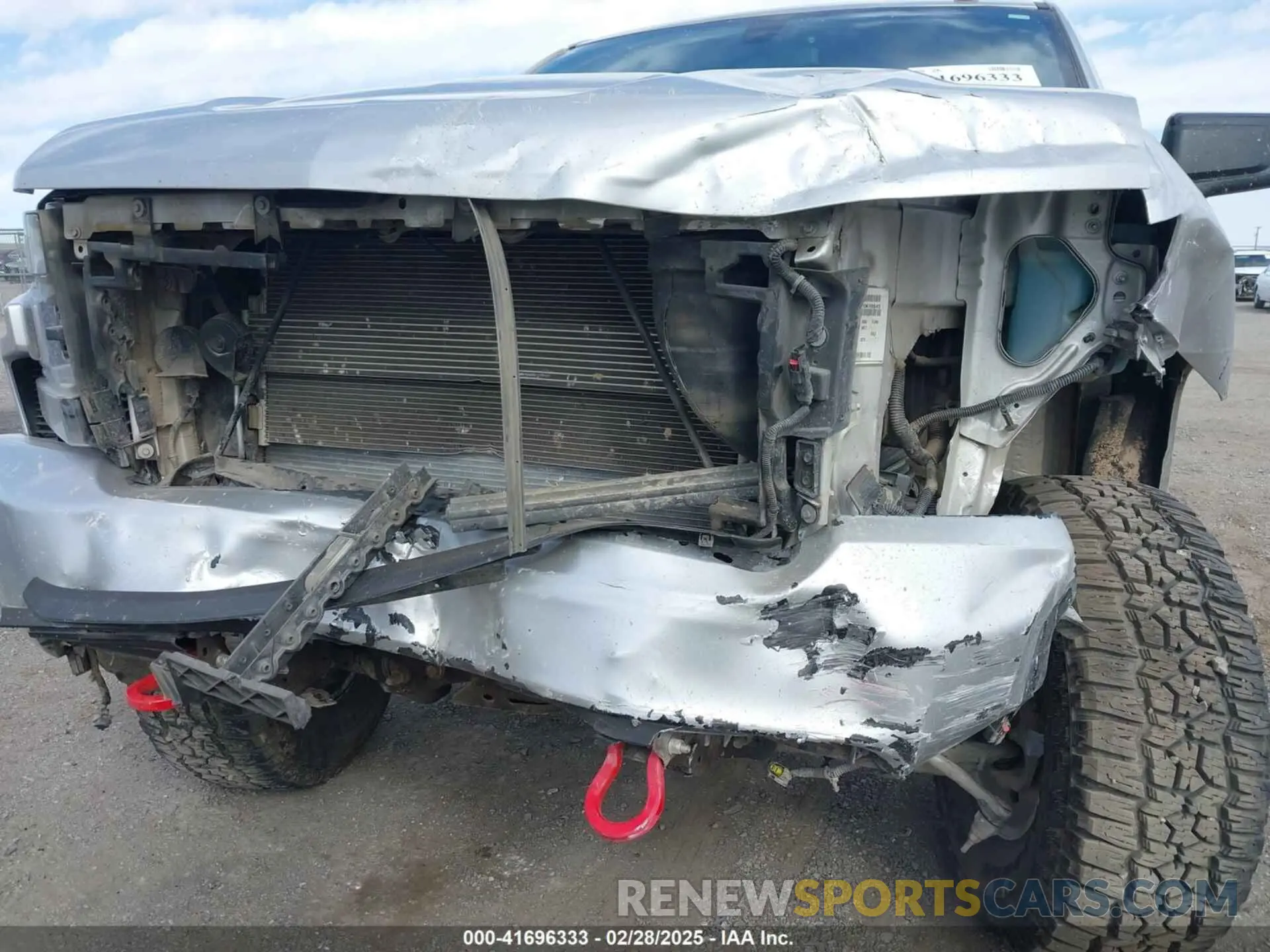 6 Photograph of a damaged car 3GCUYEED8KG117097 CHEVROLET SILVERADO 1500 2019