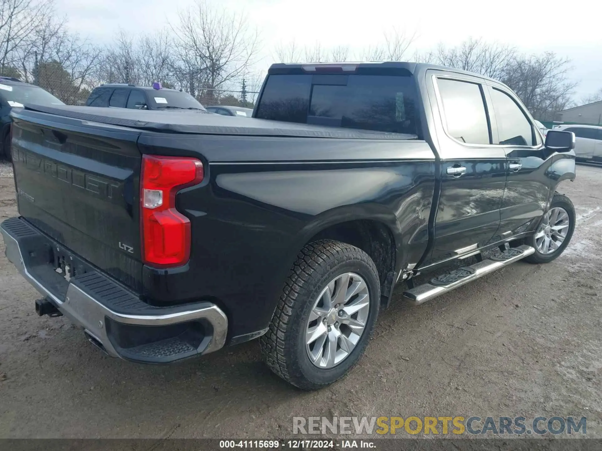 4 Photograph of a damaged car 3GCUYGED2KG252507 CHEVROLET SILVERADO 1500 2019
