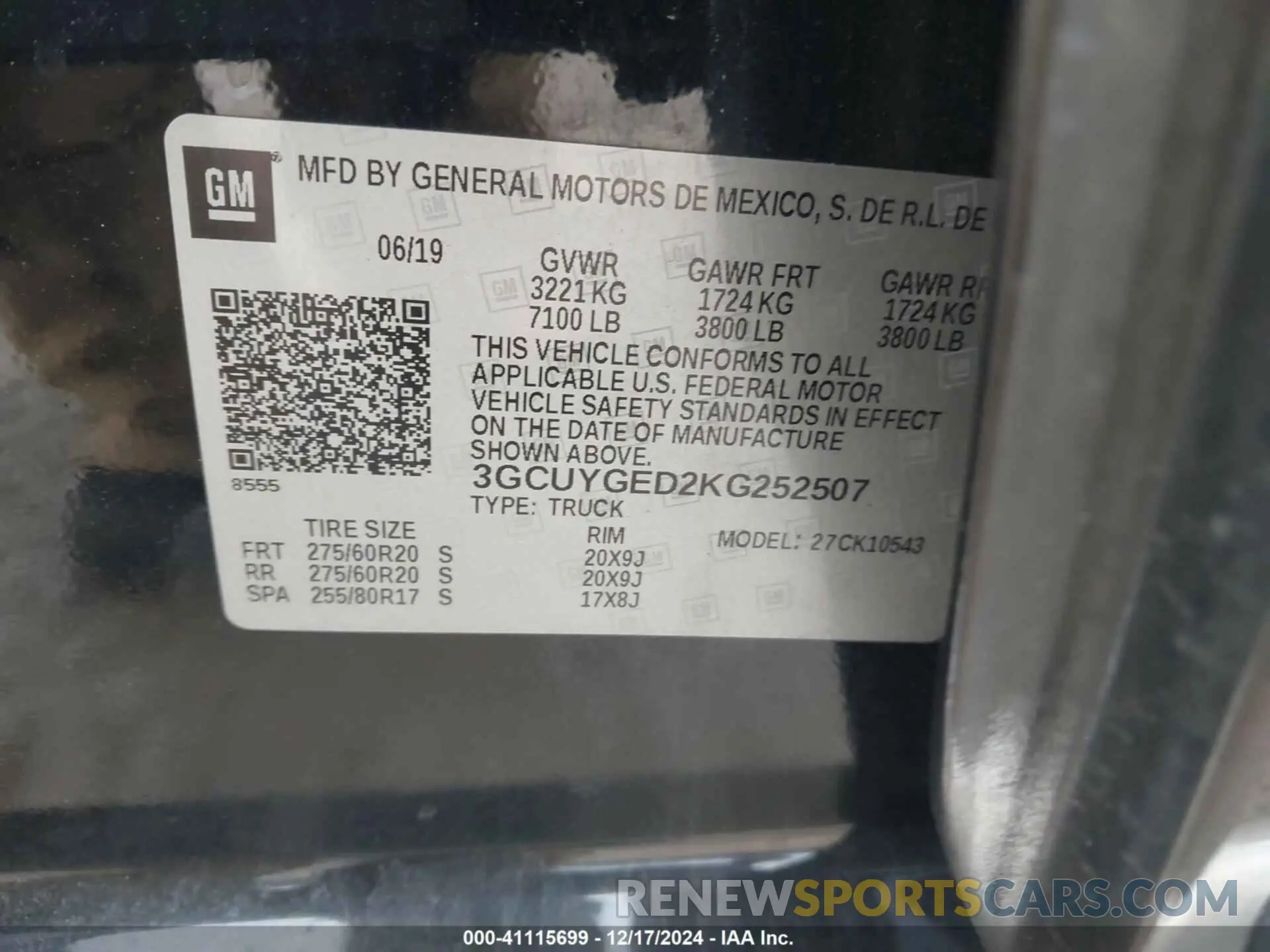 9 Photograph of a damaged car 3GCUYGED2KG252507 CHEVROLET SILVERADO 1500 2019