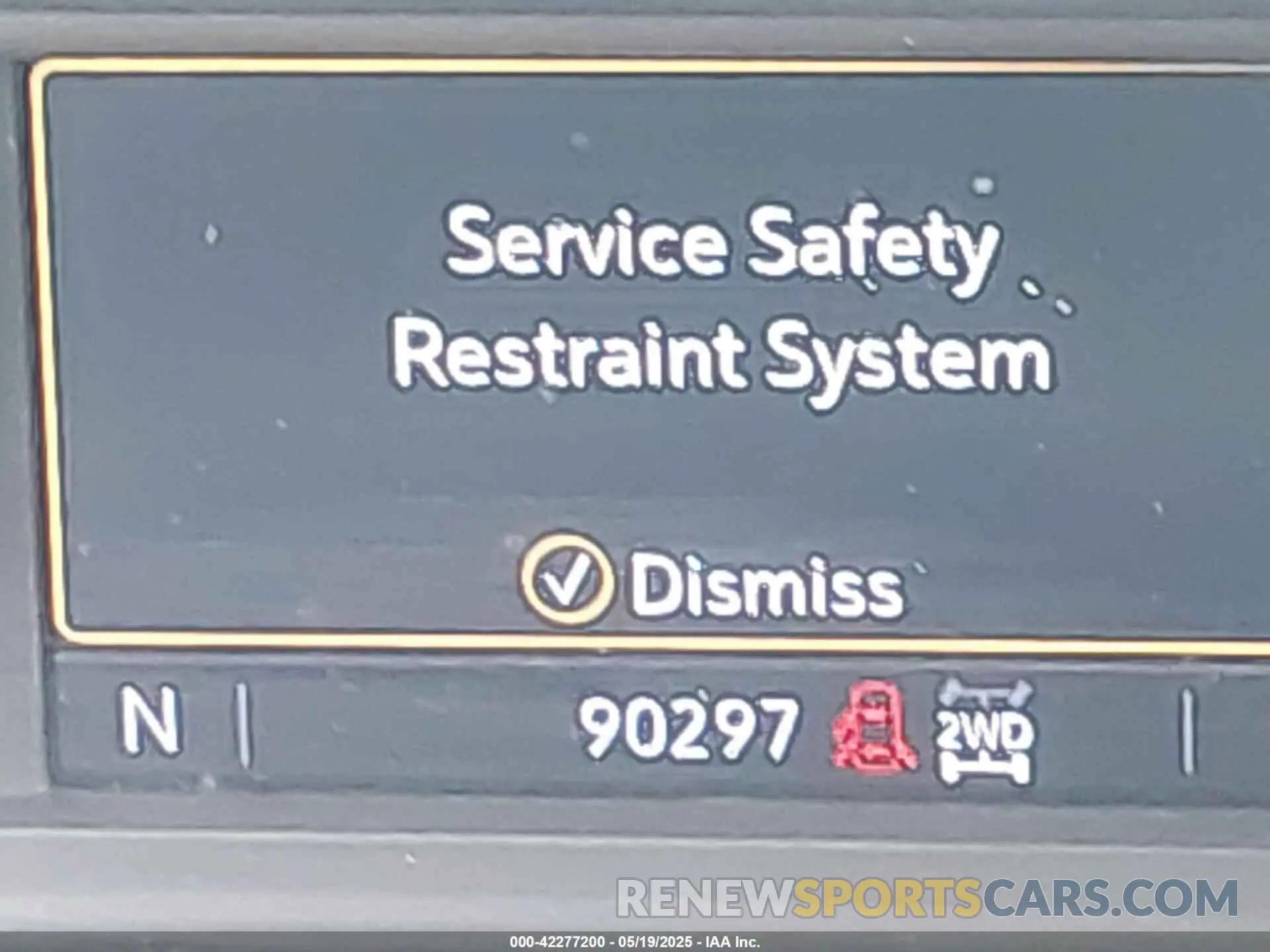 16 Photograph of a damaged car 3GCUYGED6KG201866 CHEVROLET SILVERADO 1500 2019