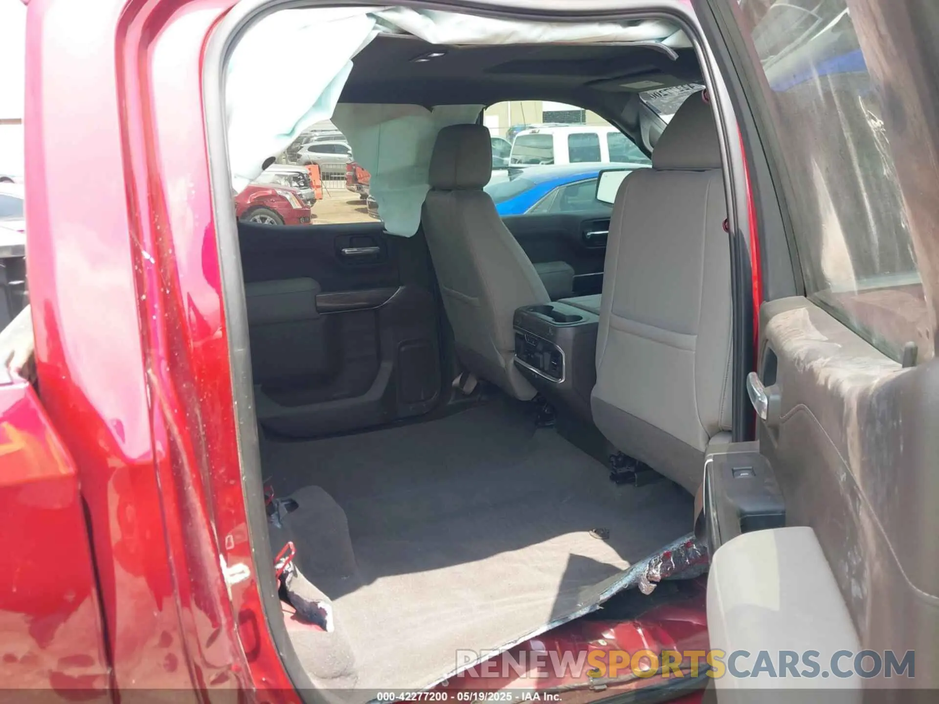 8 Photograph of a damaged car 3GCUYGED6KG201866 CHEVROLET SILVERADO 1500 2019