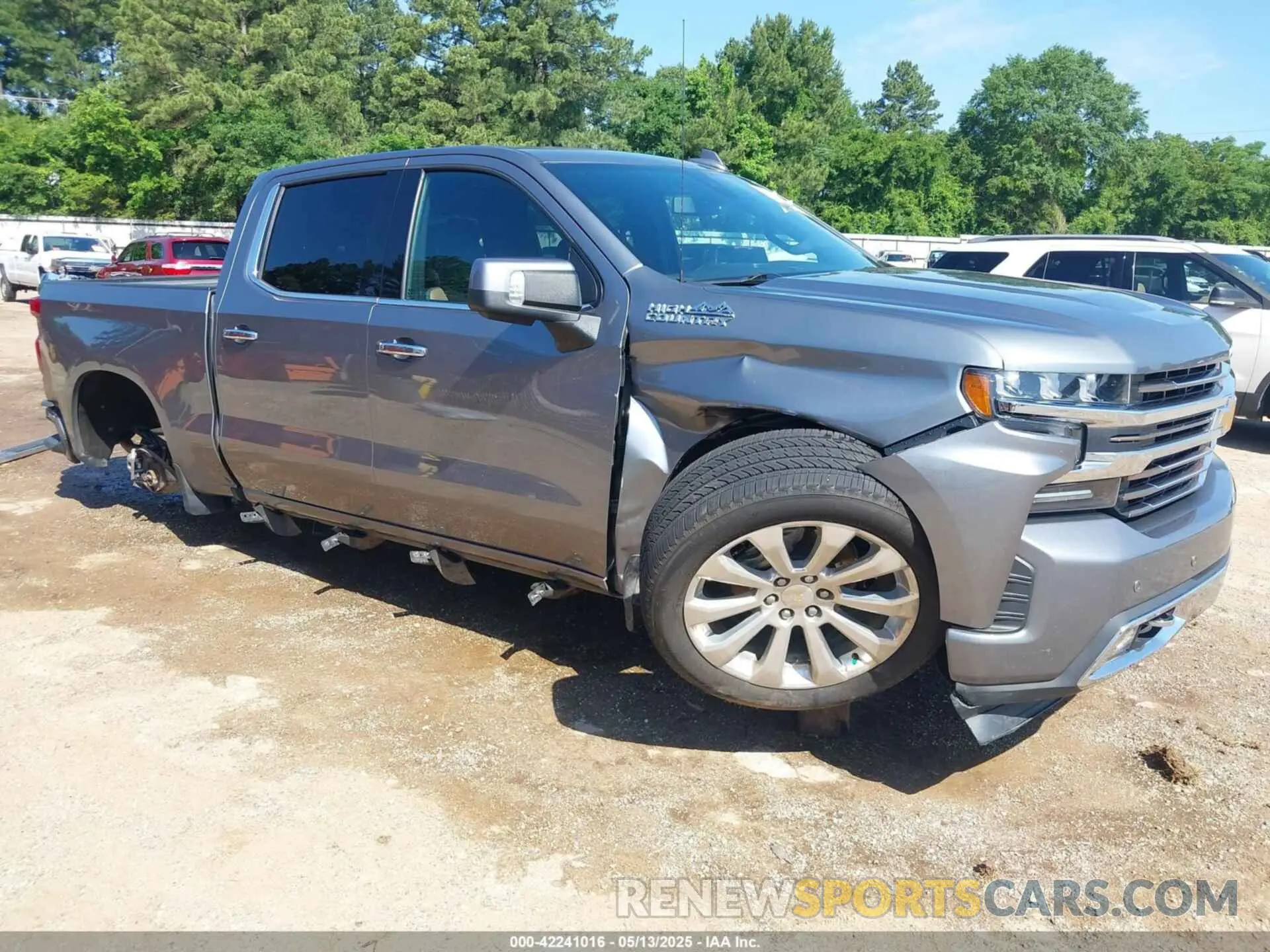1 Photograph of a damaged car 3GCUYHED2KG168984 CHEVROLET SILVERADO 1500 2019