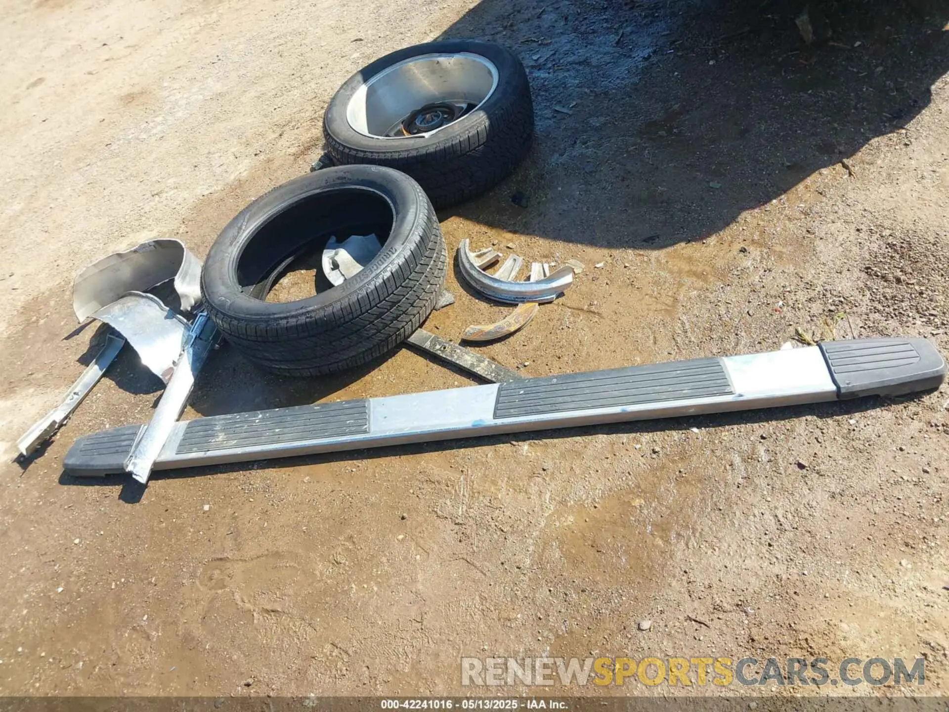12 Photograph of a damaged car 3GCUYHED2KG168984 CHEVROLET SILVERADO 1500 2019