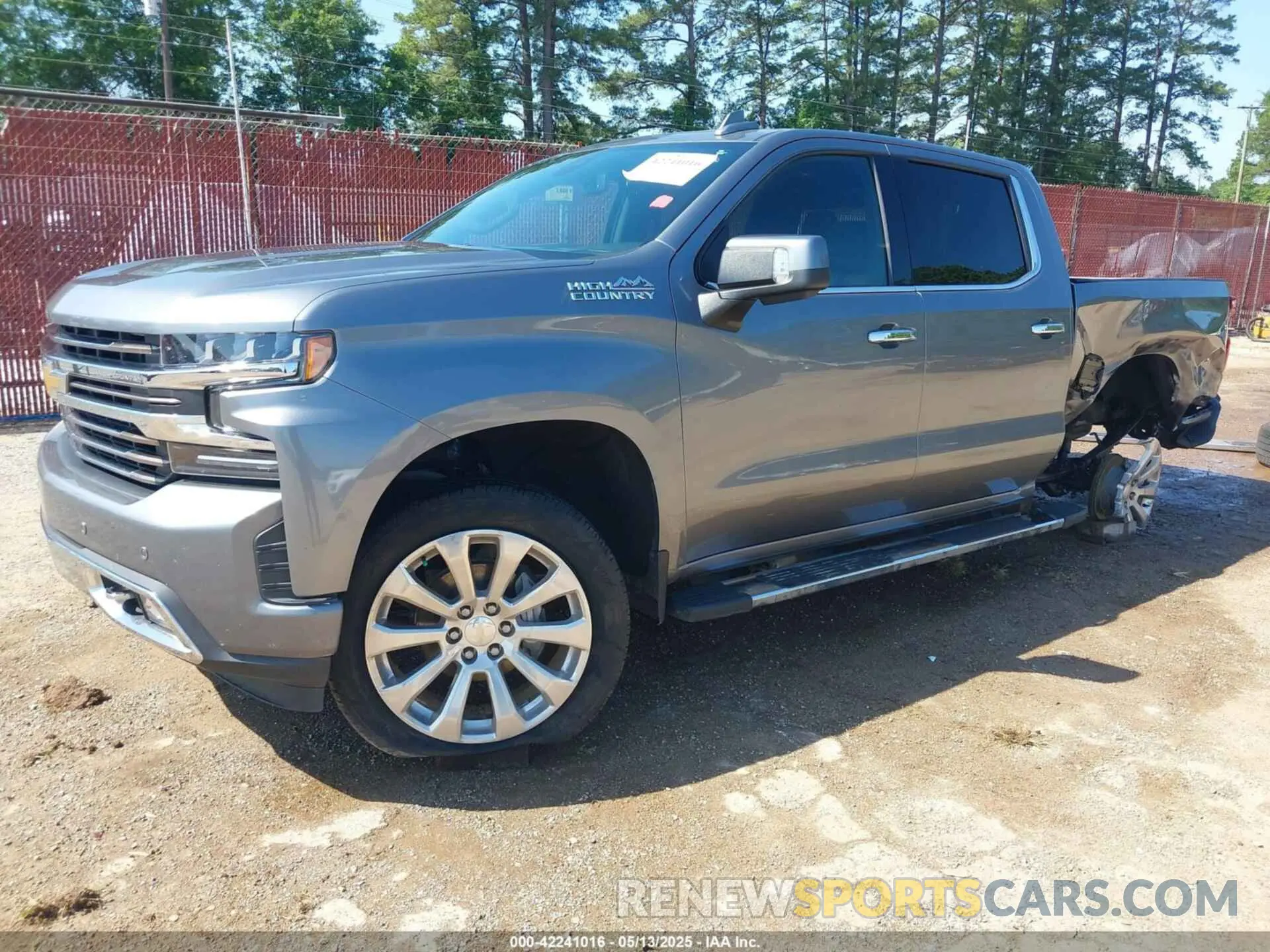 2 Photograph of a damaged car 3GCUYHED2KG168984 CHEVROLET SILVERADO 1500 2019