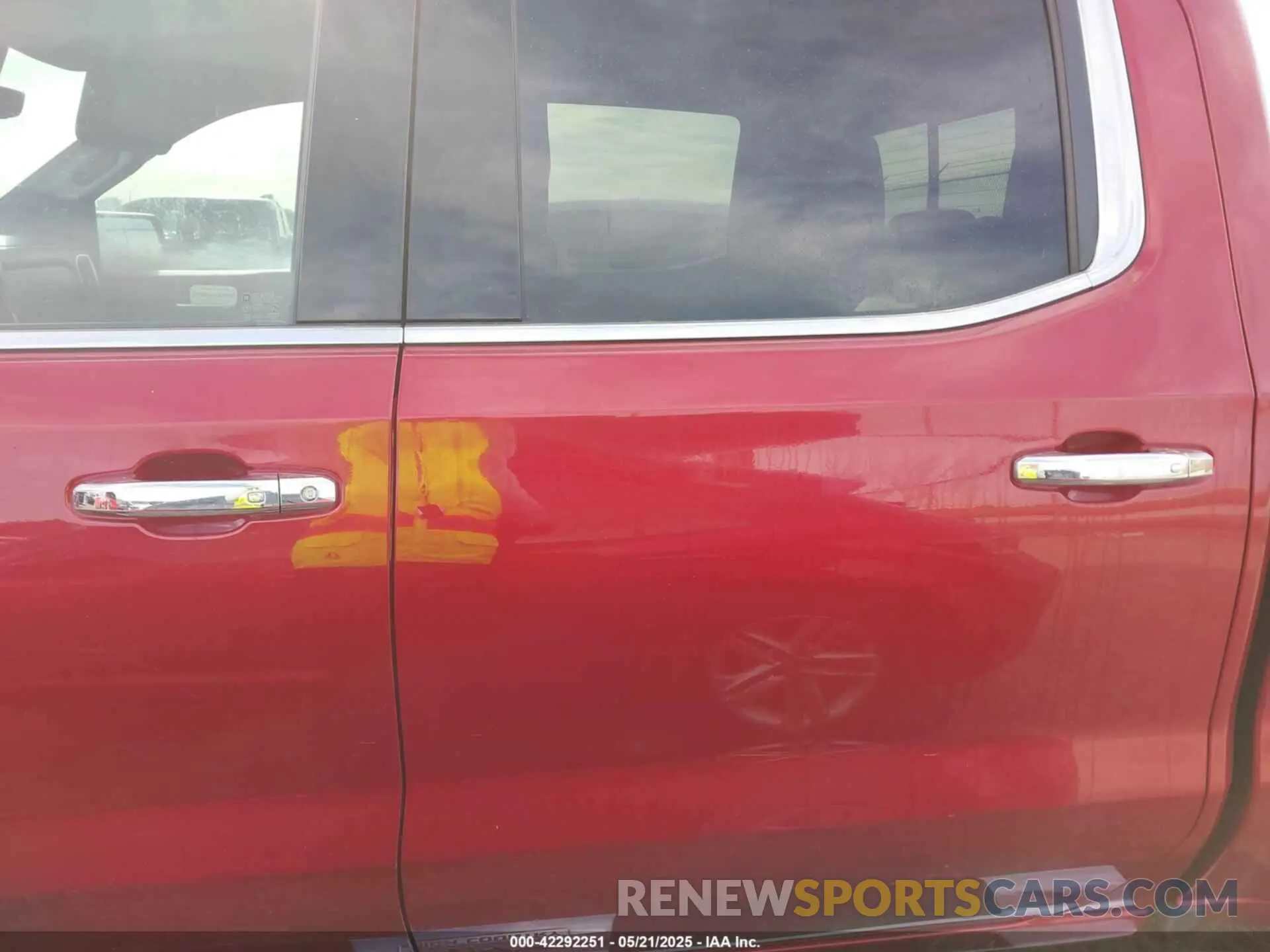 14 Photograph of a damaged car 3GCUYHED4KG141754 CHEVROLET SILVERADO 1500 2019