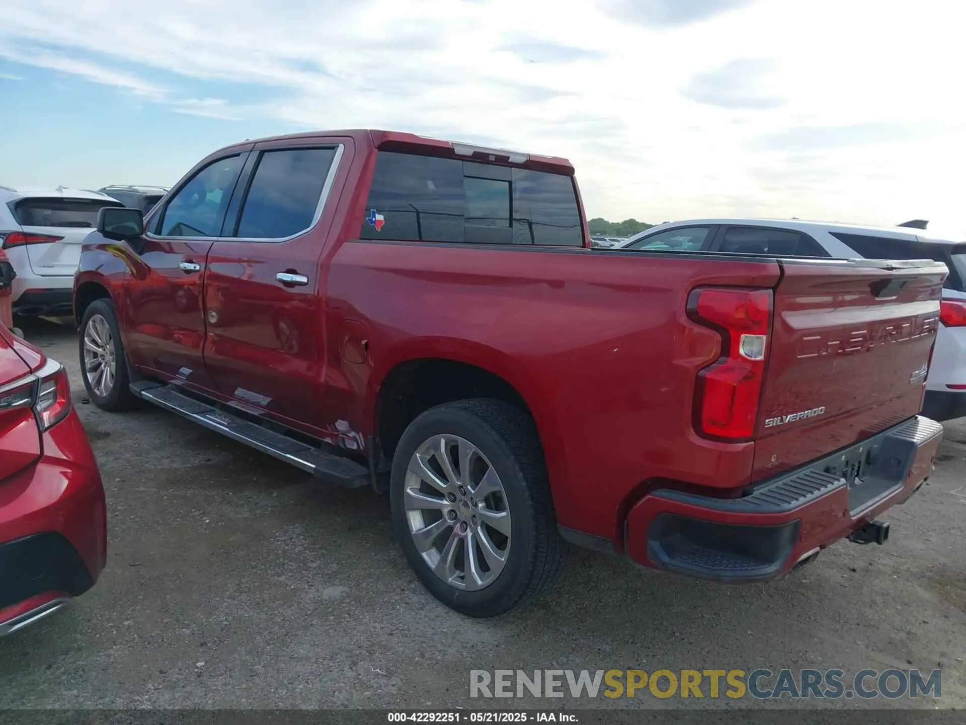 3 Photograph of a damaged car 3GCUYHED4KG141754 CHEVROLET SILVERADO 1500 2019