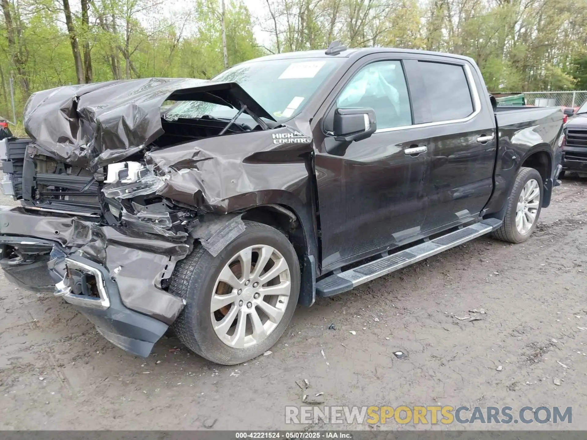 2 Photograph of a damaged car 3GCUYHED7KG120087 CHEVROLET SILVERADO 1500 2019