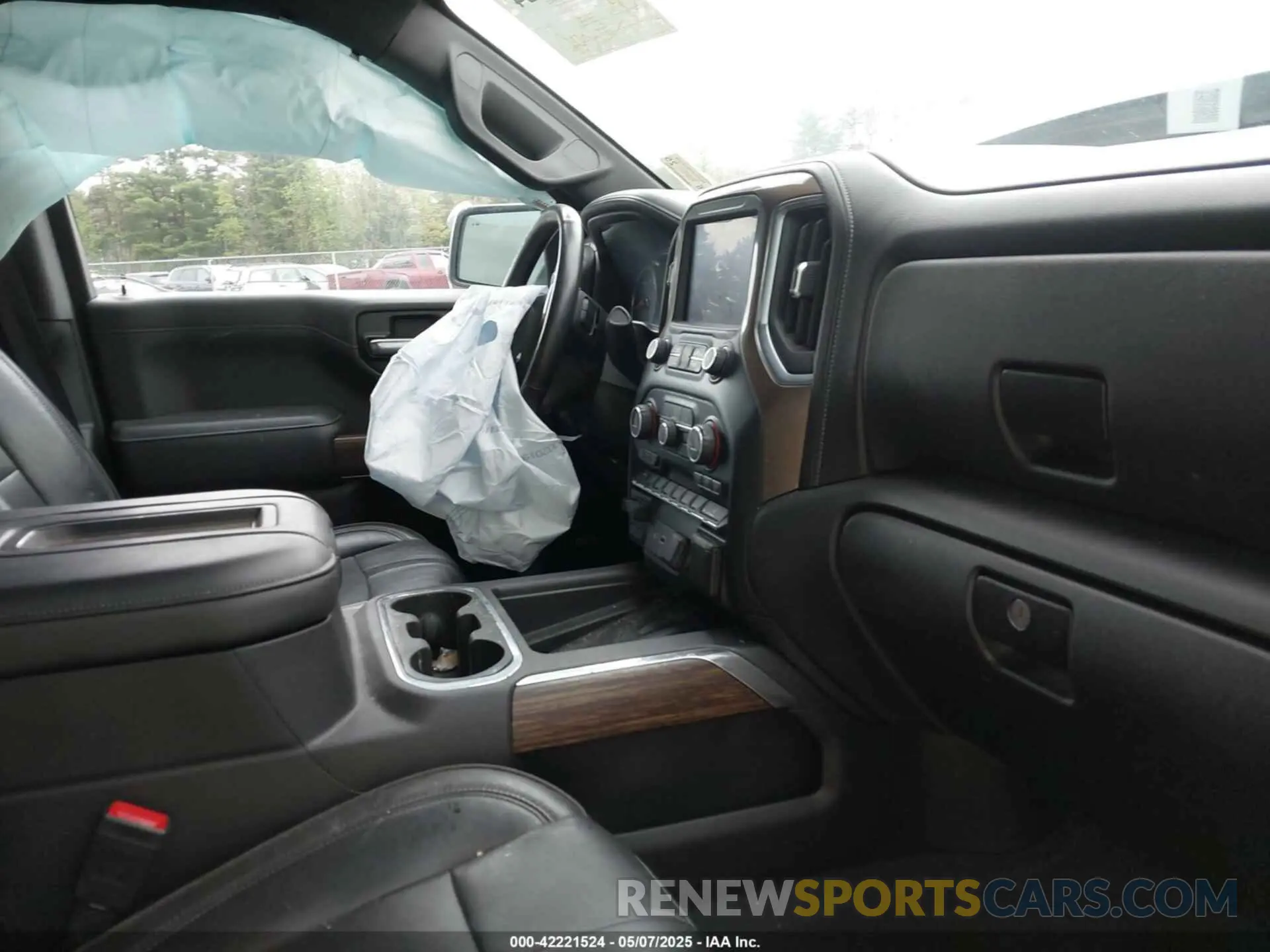 5 Photograph of a damaged car 3GCUYHED7KG120087 CHEVROLET SILVERADO 1500 2019