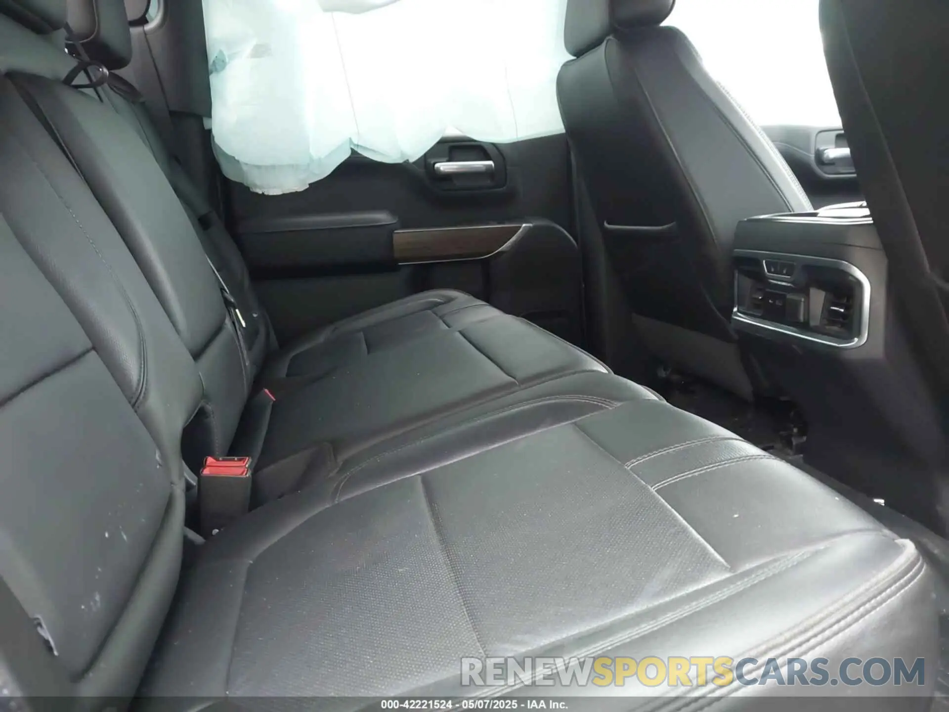 8 Photograph of a damaged car 3GCUYHED7KG120087 CHEVROLET SILVERADO 1500 2019