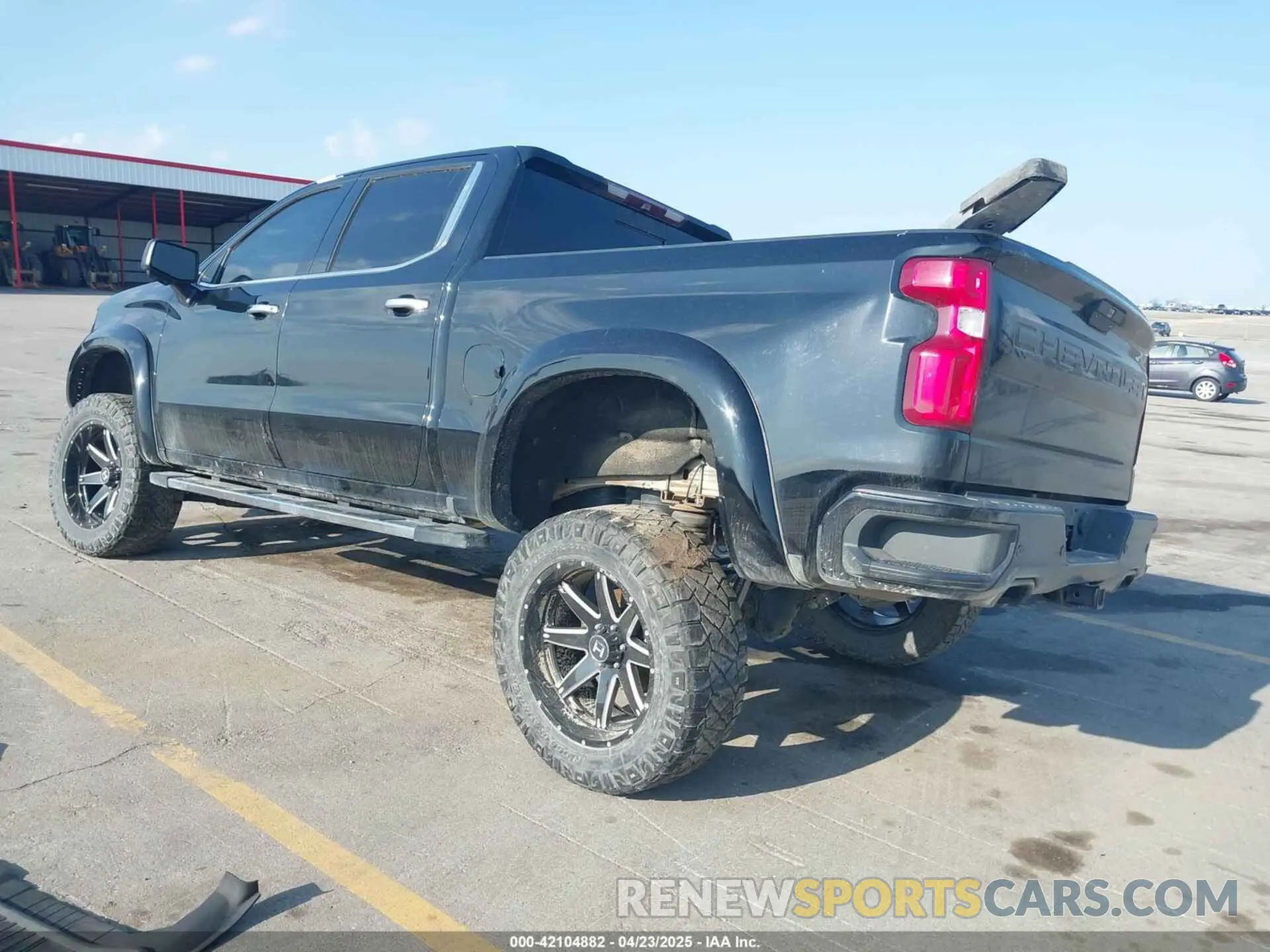 3 Photograph of a damaged car 3GCUYHELXKG126179 CHEVROLET SILVERADO 1500 2019