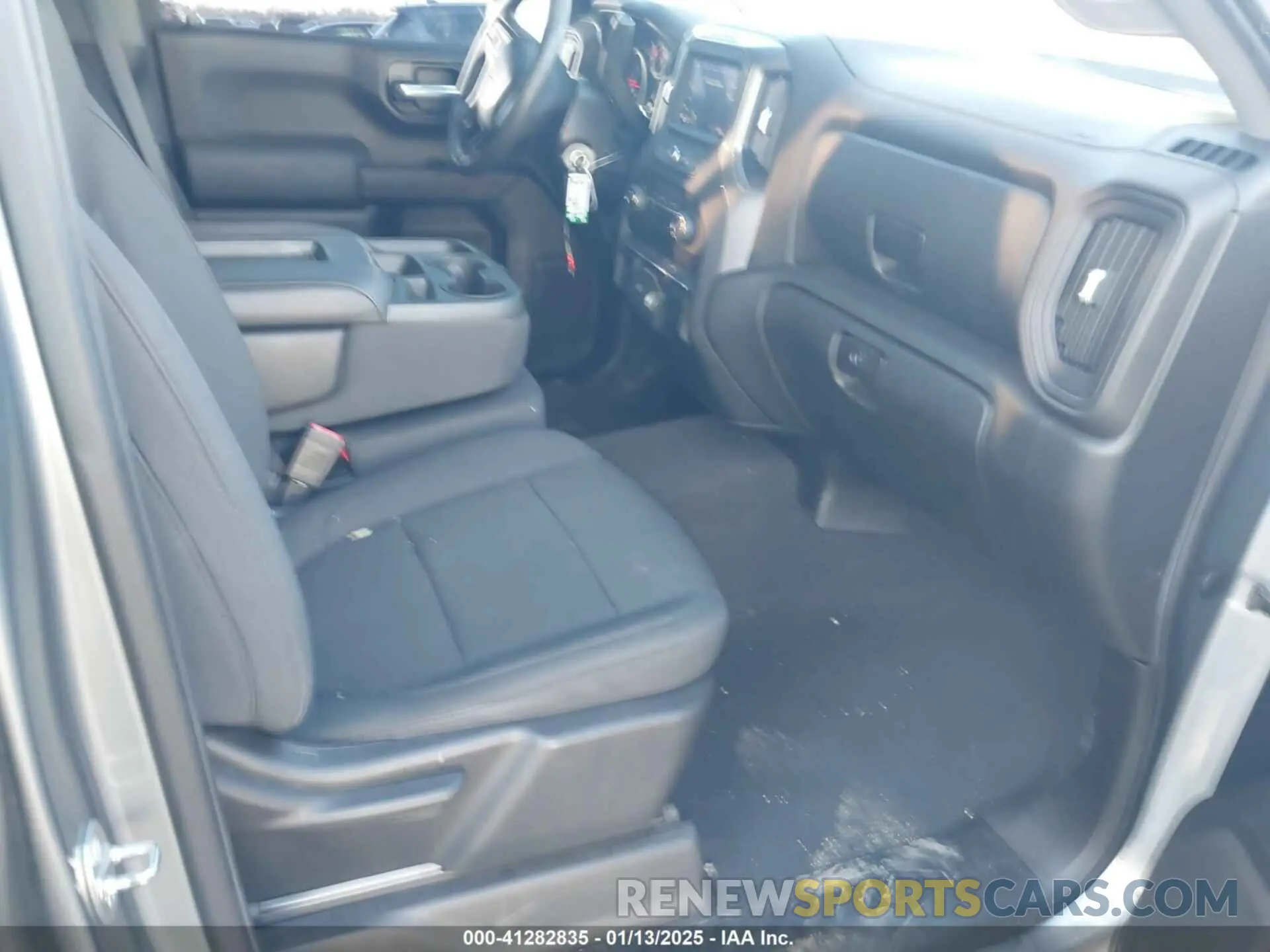 5 Photograph of a damaged car 1GCPWBEHXLZ183253 CHEVROLET SILVERADO 1500 2020