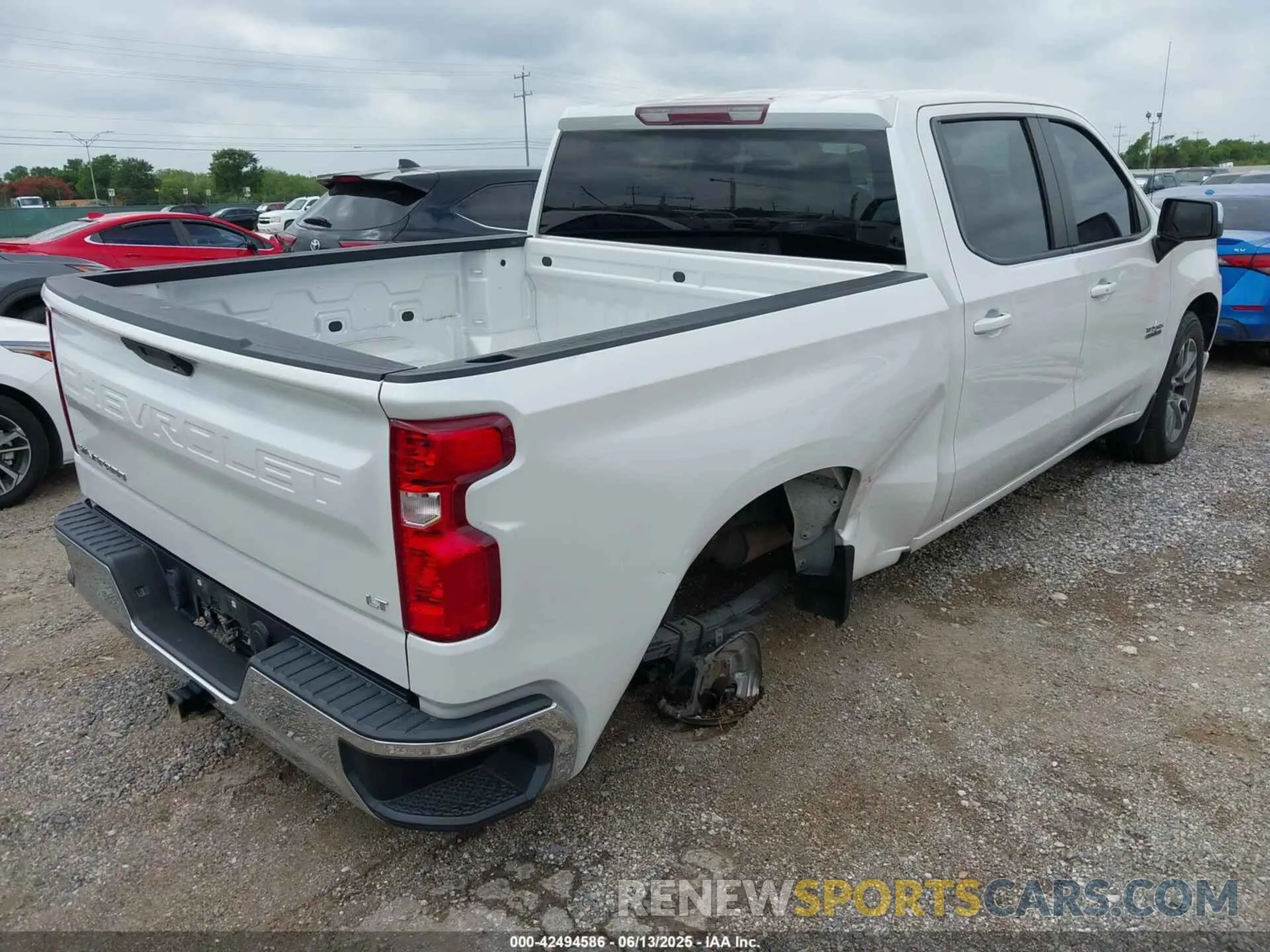 4 Photograph of a damaged car 1GCPWCED1LZ282269 CHEVROLET SILVERADO 1500 2020