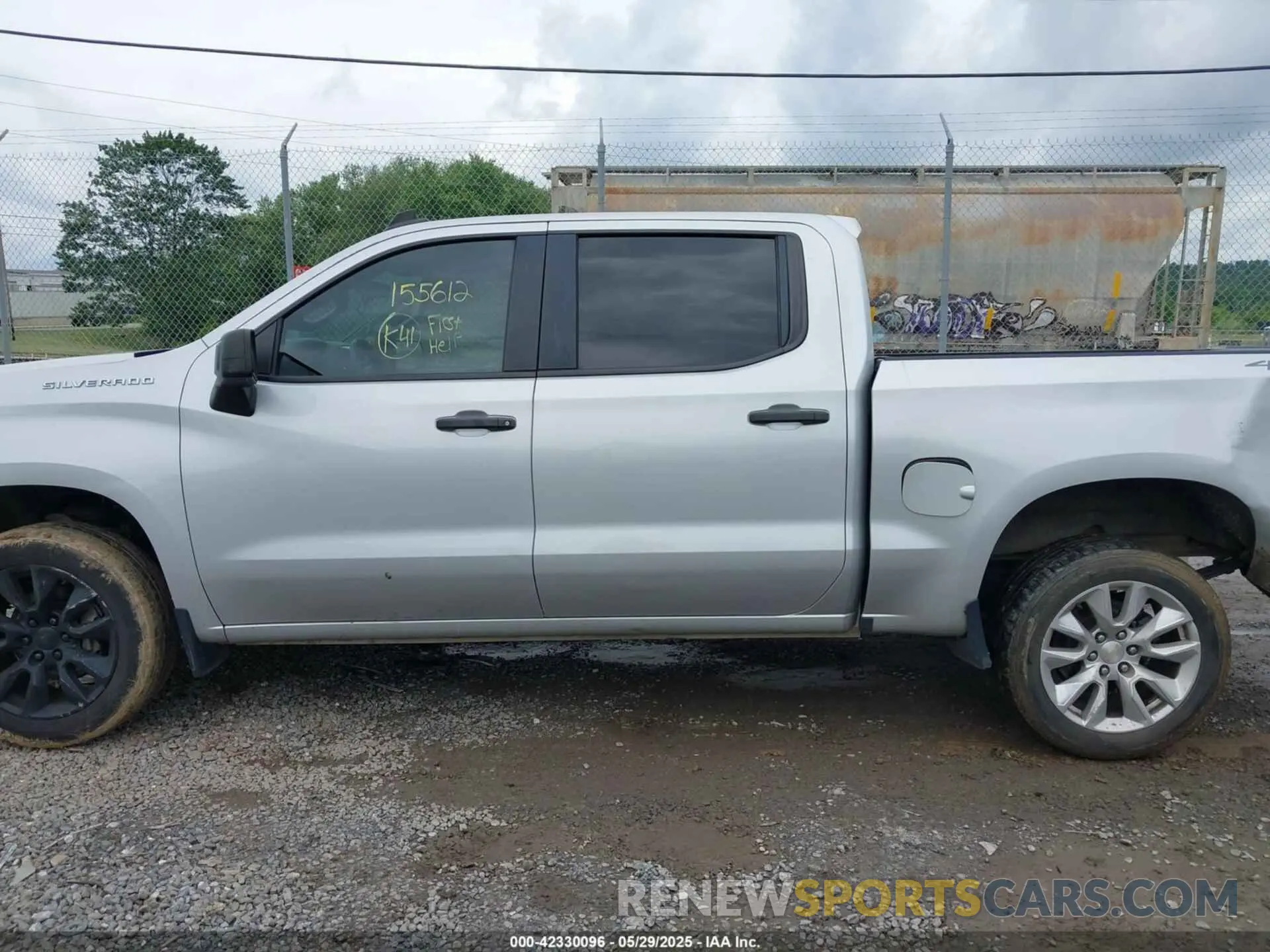 14 Photograph of a damaged car 1GCPYBEH1LZ155612 CHEVROLET SILVERADO 1500 2020