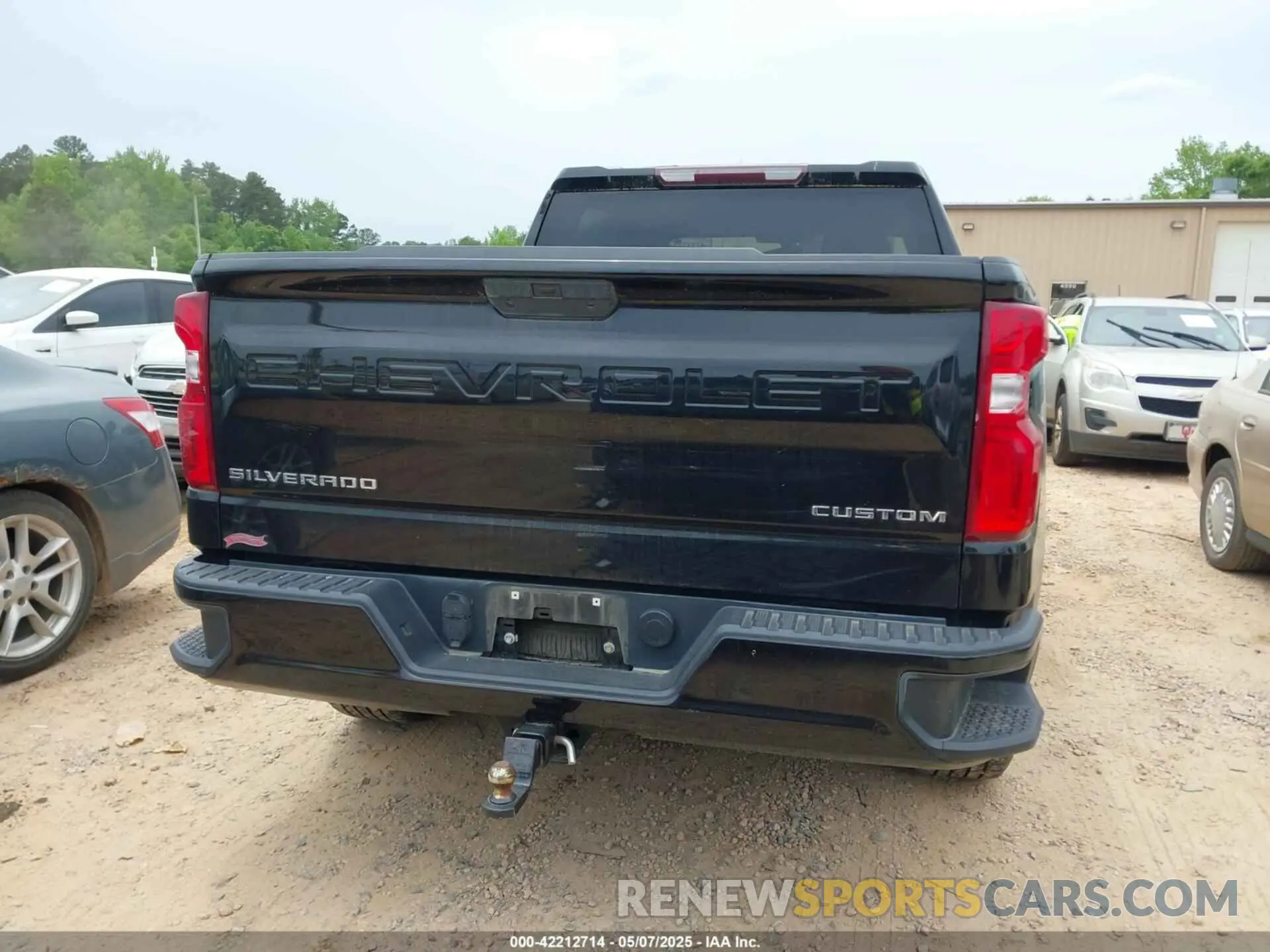 16 Photograph of a damaged car 1GCPYBEH9LZ205981 CHEVROLET SILVERADO 1500 2020