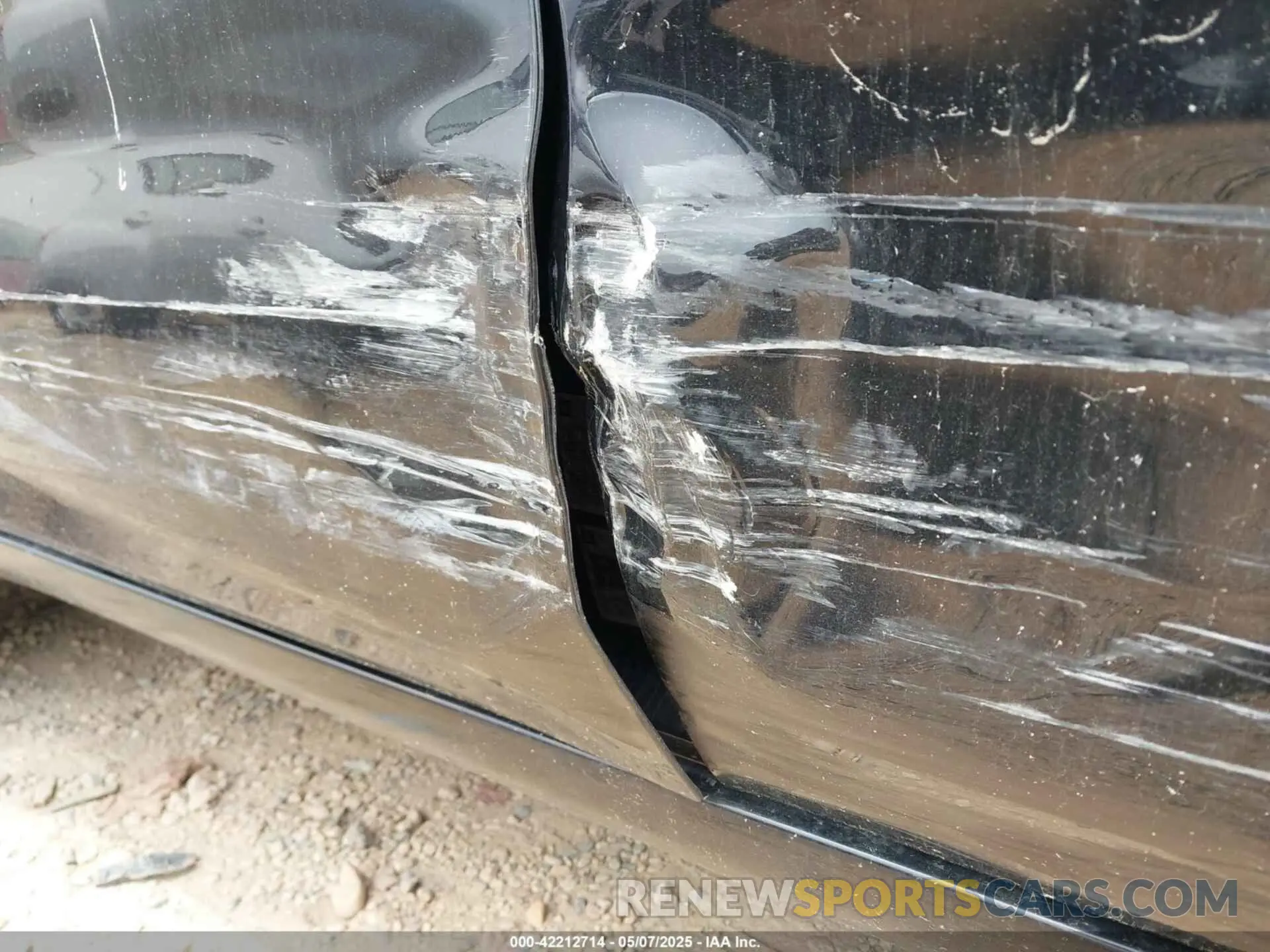 17 Photograph of a damaged car 1GCPYBEH9LZ205981 CHEVROLET SILVERADO 1500 2020