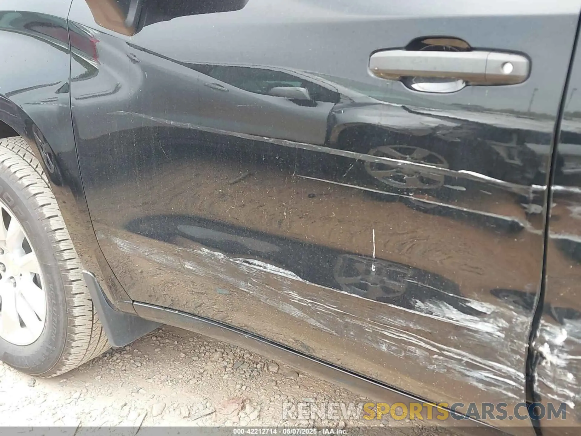 19 Photograph of a damaged car 1GCPYBEH9LZ205981 CHEVROLET SILVERADO 1500 2020