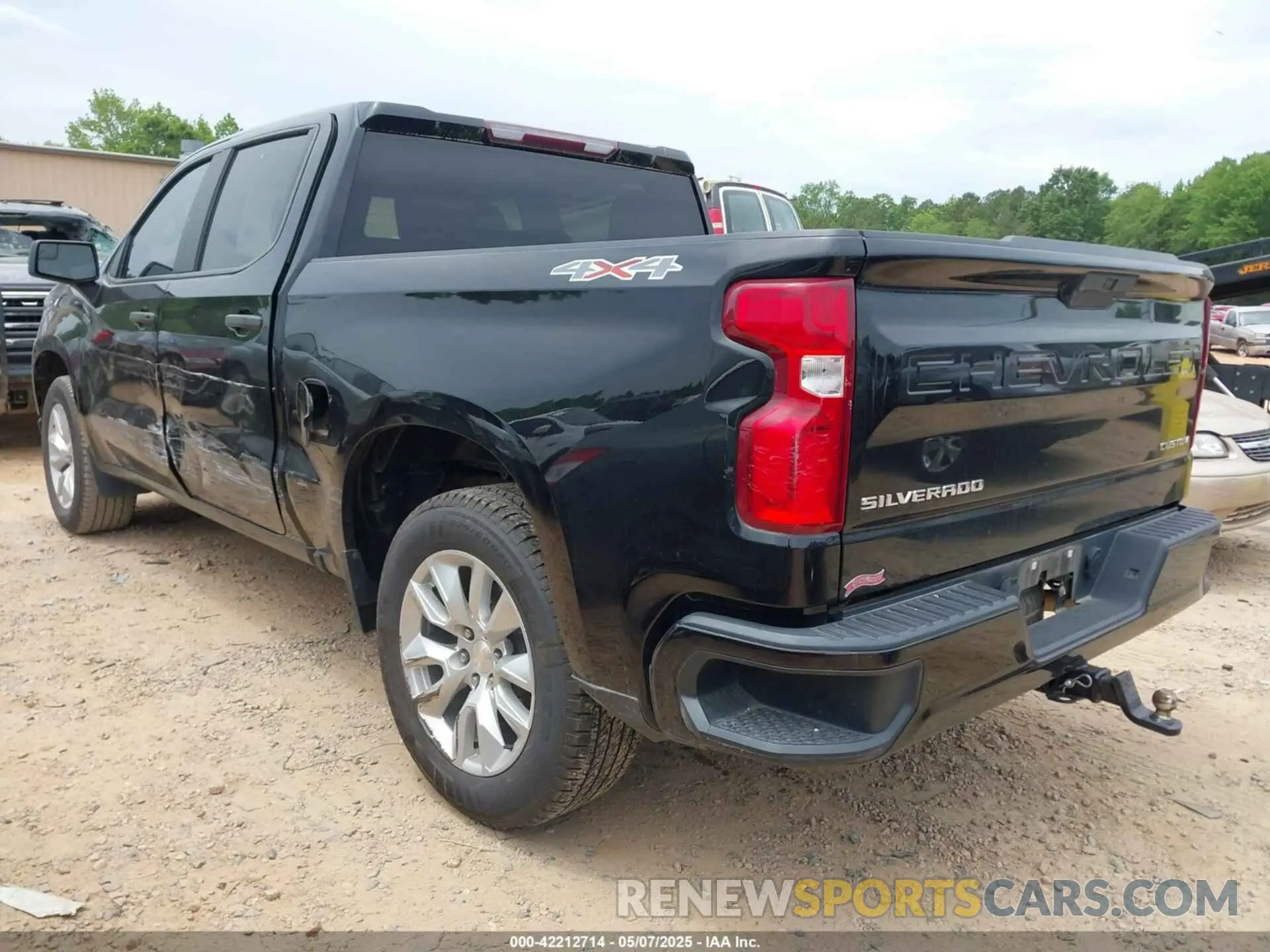 3 Photograph of a damaged car 1GCPYBEH9LZ205981 CHEVROLET SILVERADO 1500 2020