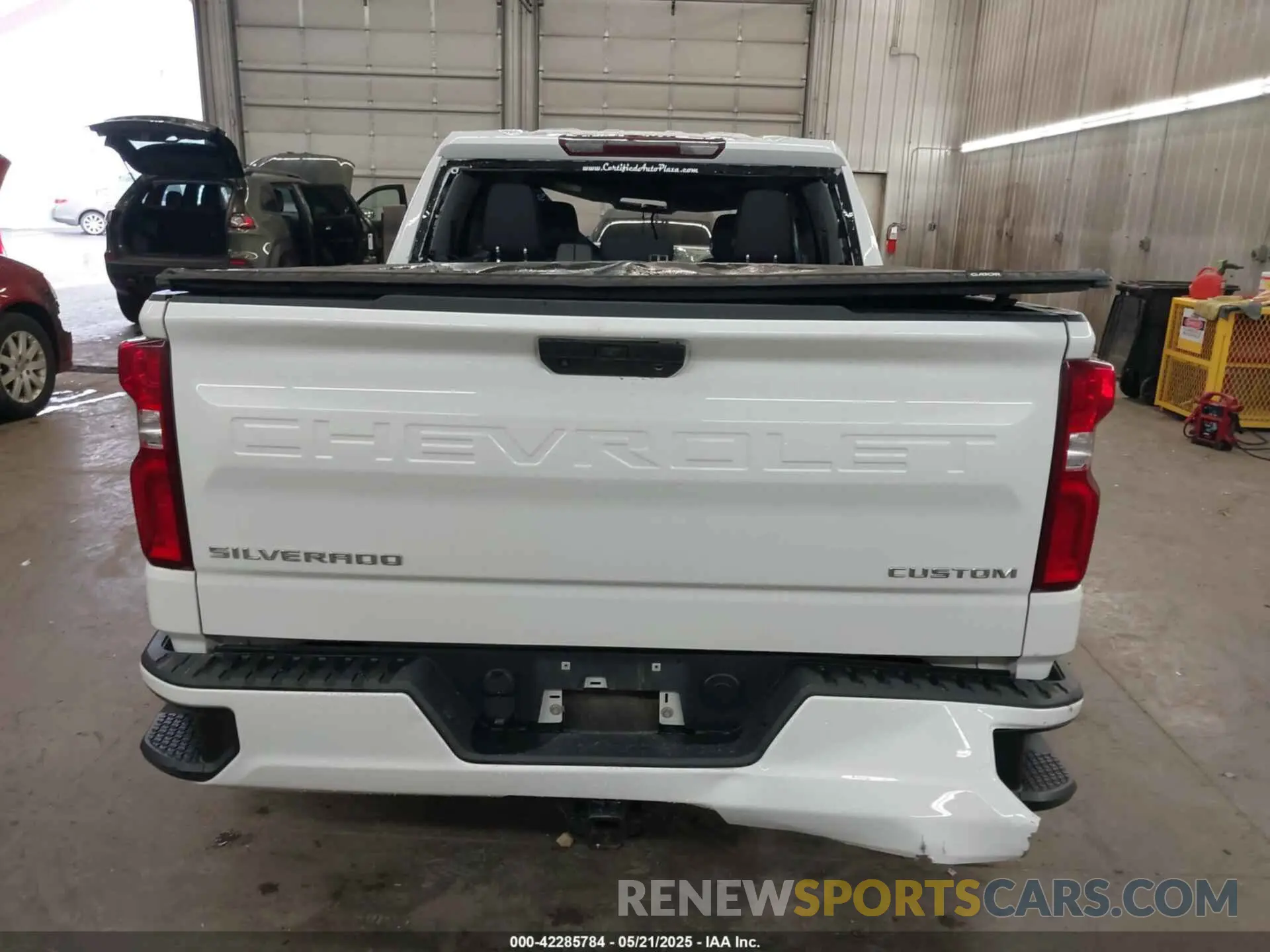 17 Photograph of a damaged car 1GCPYBEK2LZ244858 CHEVROLET SILVERADO 1500 2020