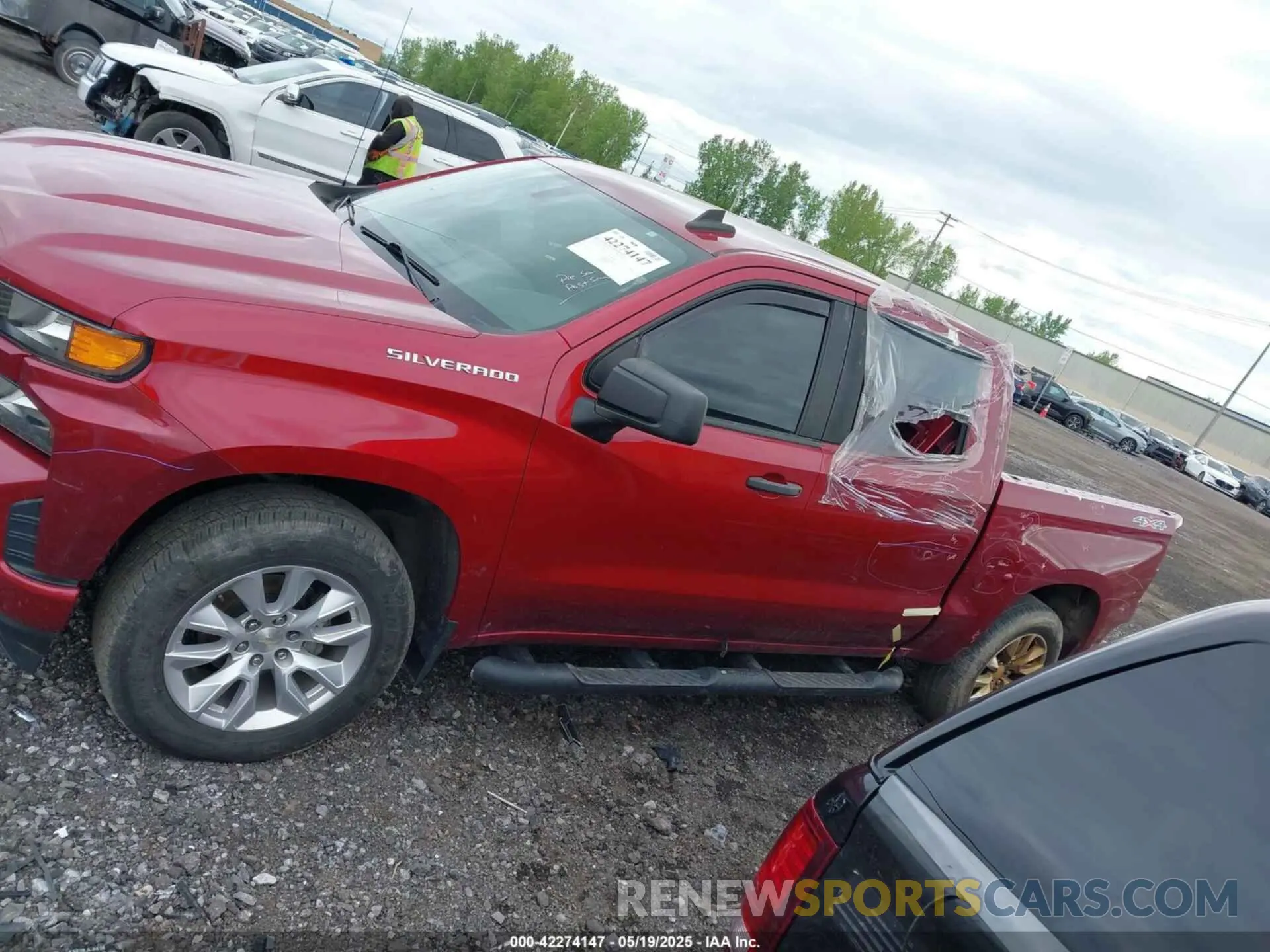 15 Photograph of a damaged car 1GCPYBEK7LZ310563 CHEVROLET SILVERADO 1500 2020