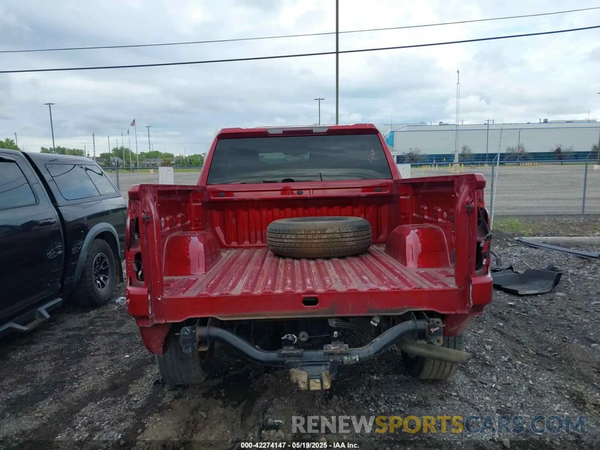17 Photograph of a damaged car 1GCPYBEK7LZ310563 CHEVROLET SILVERADO 1500 2020