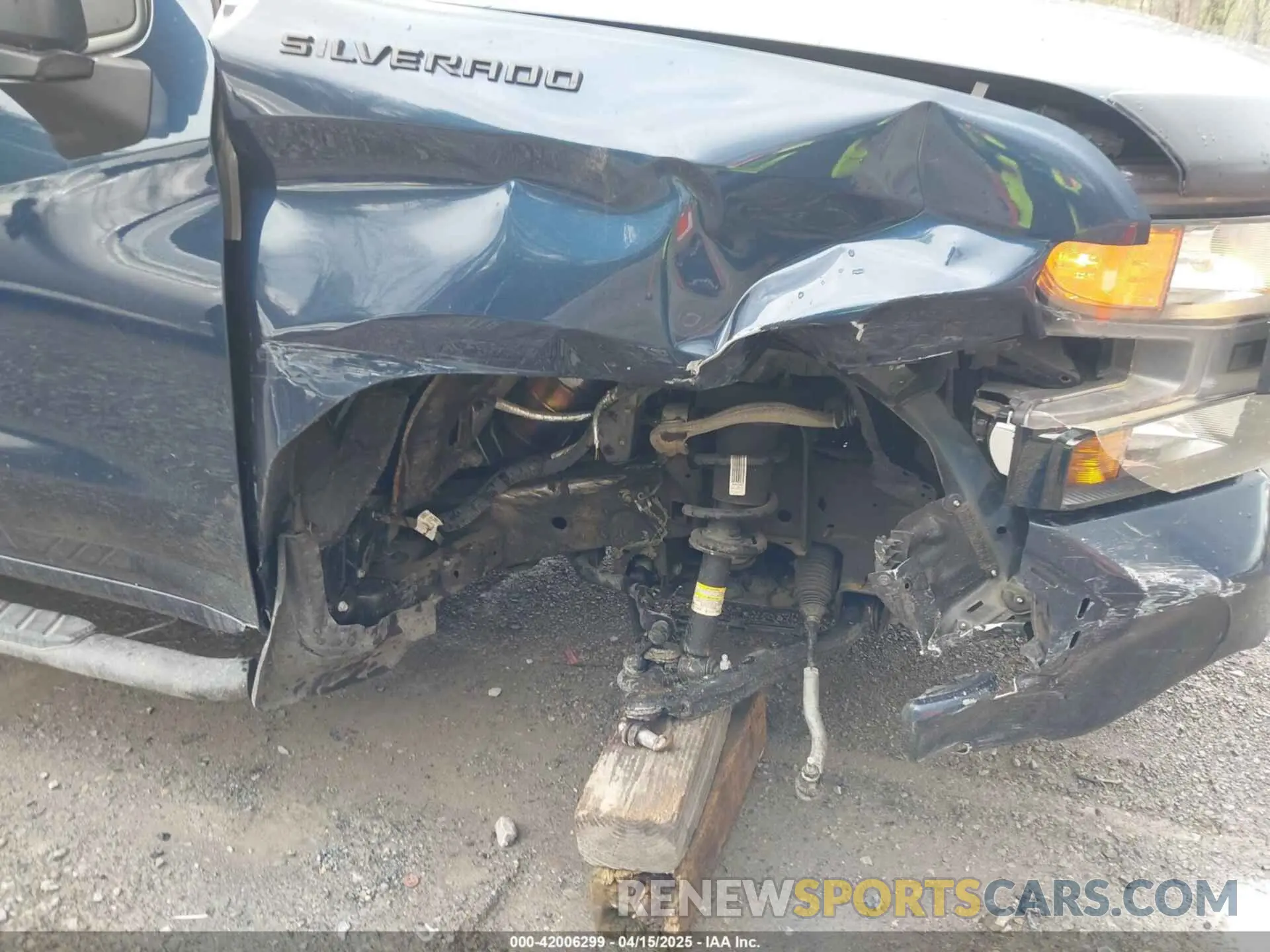 6 Photograph of a damaged car 1GCPYBEK8LZ181930 CHEVROLET SILVERADO 1500 2020