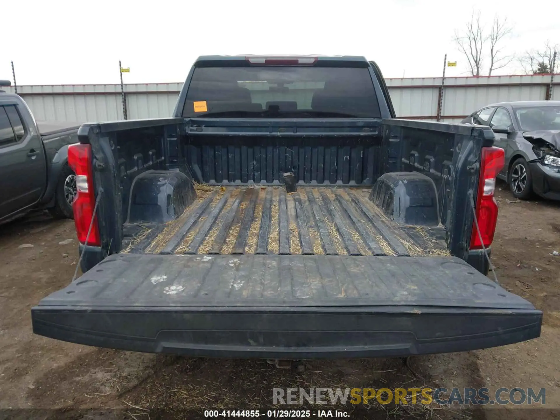 15 Photograph of a damaged car 1GCPYCEF0LZ140149 CHEVROLET SILVERADO 1500 2020