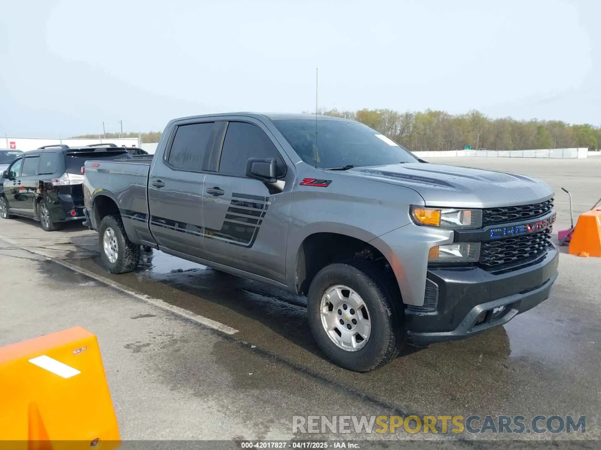 1 Photograph of a damaged car 1GCPYCEF0LZ258847 CHEVROLET SILVERADO 1500 2020
