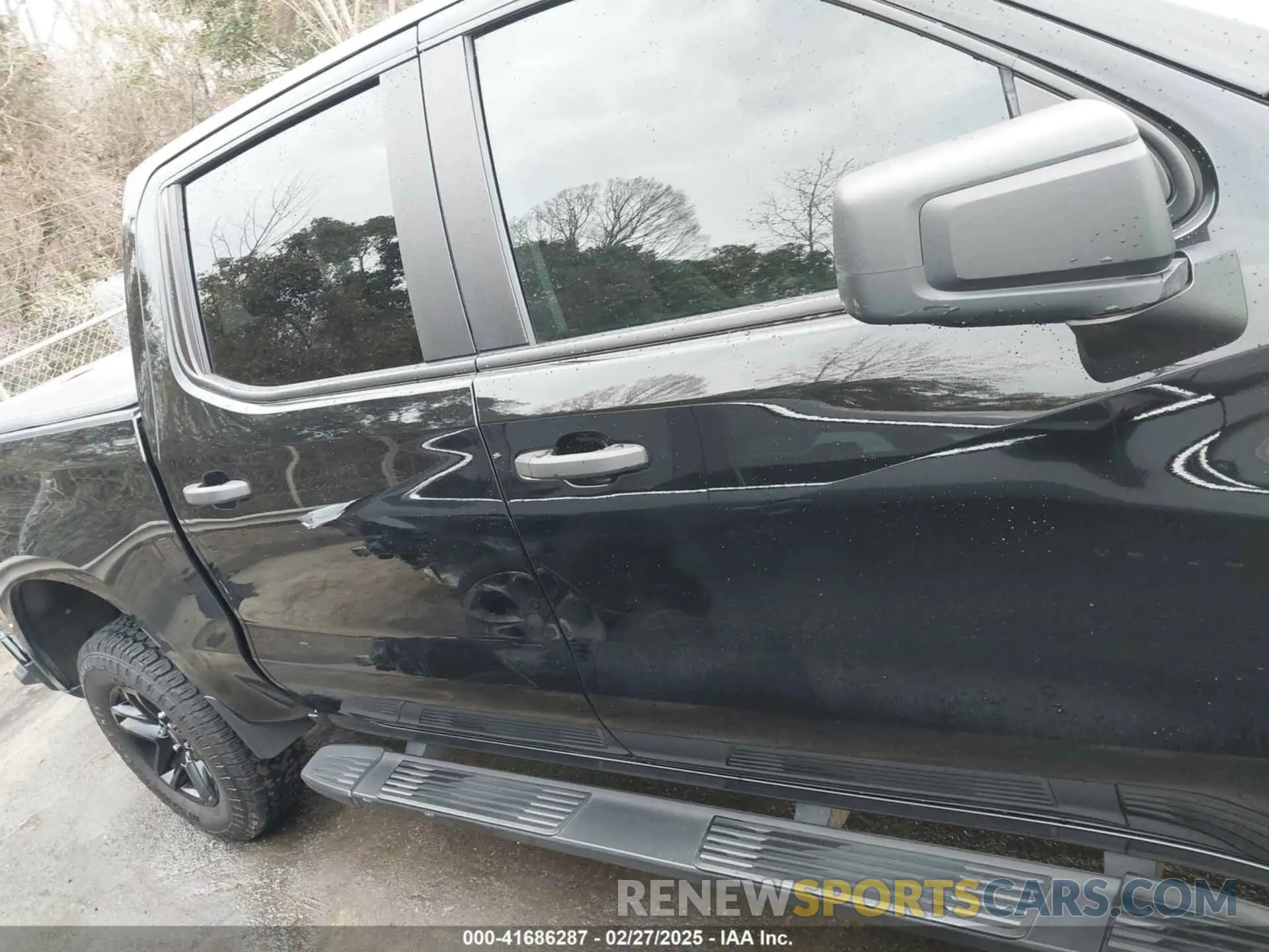 13 Photograph of a damaged car 1GCPYCEF0LZ358642 CHEVROLET SILVERADO 1500 2020