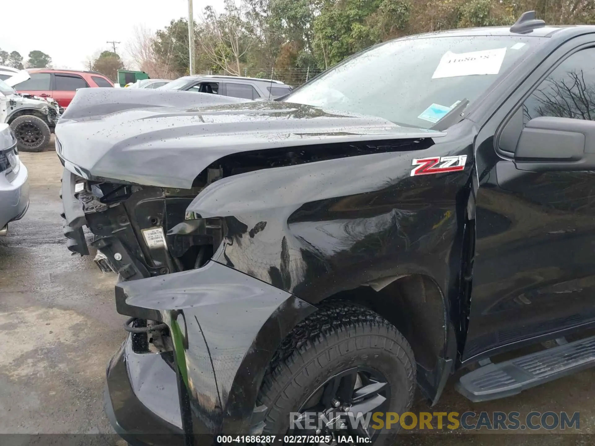18 Photograph of a damaged car 1GCPYCEF0LZ358642 CHEVROLET SILVERADO 1500 2020