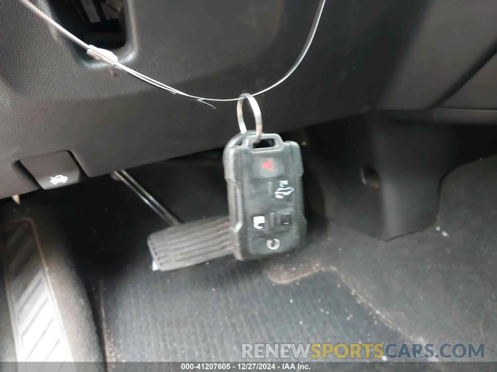 11 Photograph of a damaged car 1GCPYCEF1LZ127023 CHEVROLET SILVERADO 1500 2020