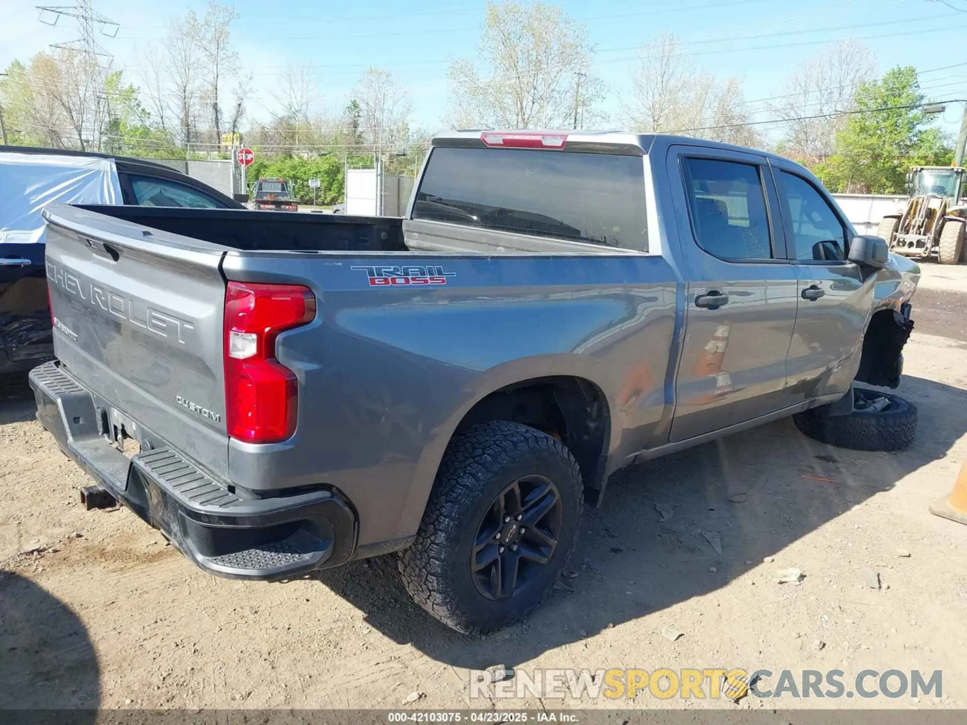 4 Photograph of a damaged car 1GCPYCEF4LZ157889 CHEVROLET SILVERADO 1500 2020