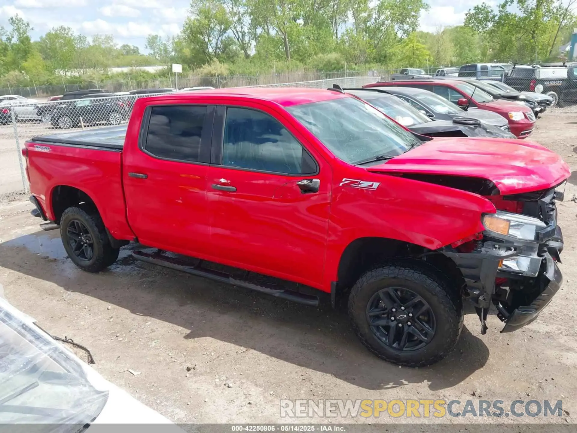 13 Photograph of a damaged car 1GCPYCEH0LZ139309 CHEVROLET SILVERADO 1500 2020