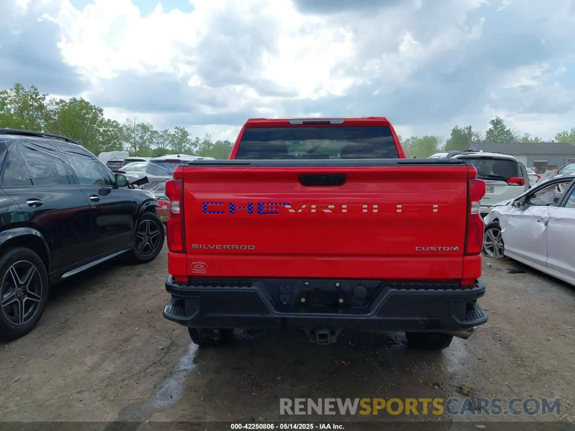 16 Photograph of a damaged car 1GCPYCEH0LZ139309 CHEVROLET SILVERADO 1500 2020