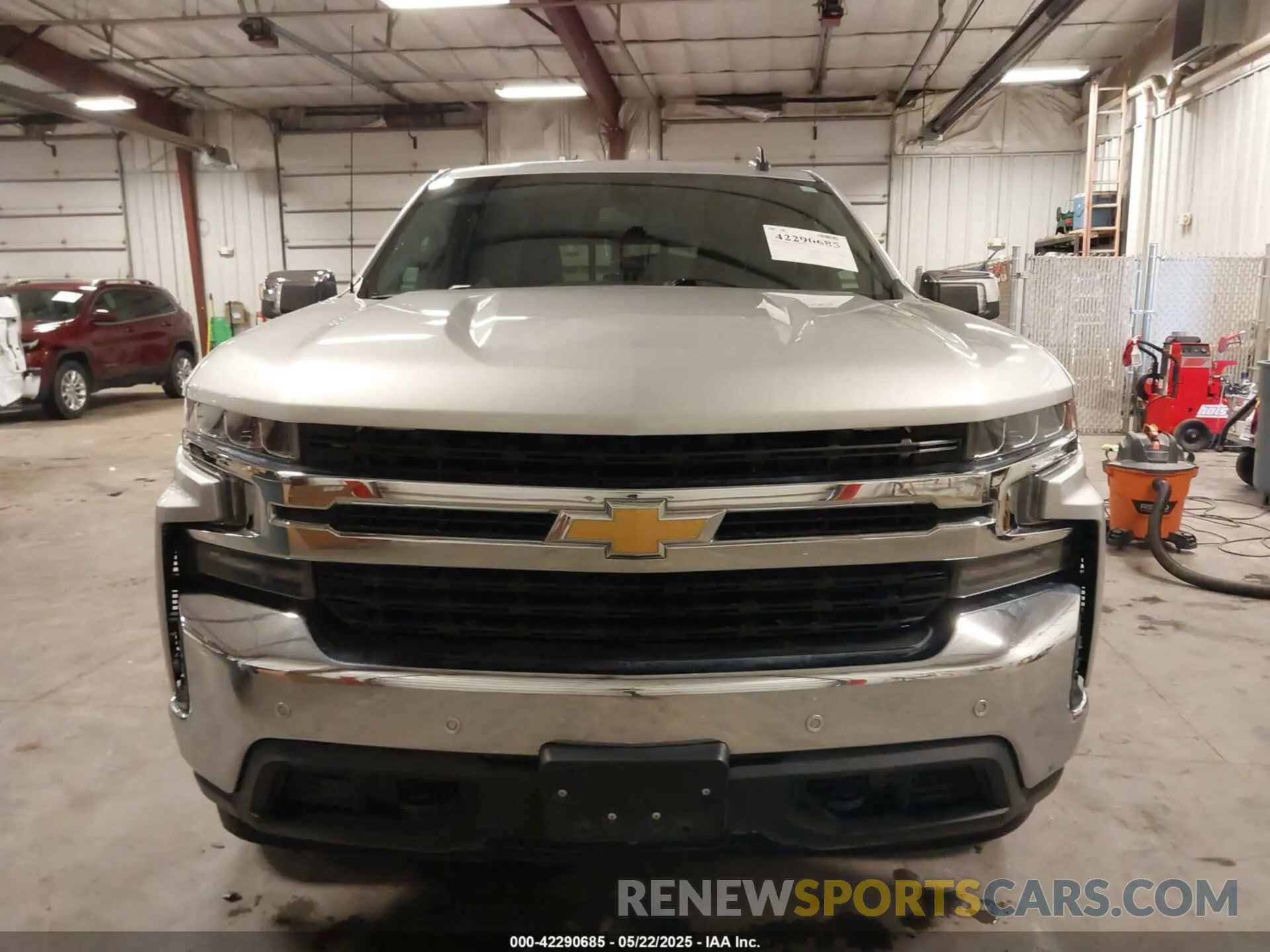 13 Photograph of a damaged car 1GCPYDEK8LZ128334 CHEVROLET SILVERADO 1500 2020