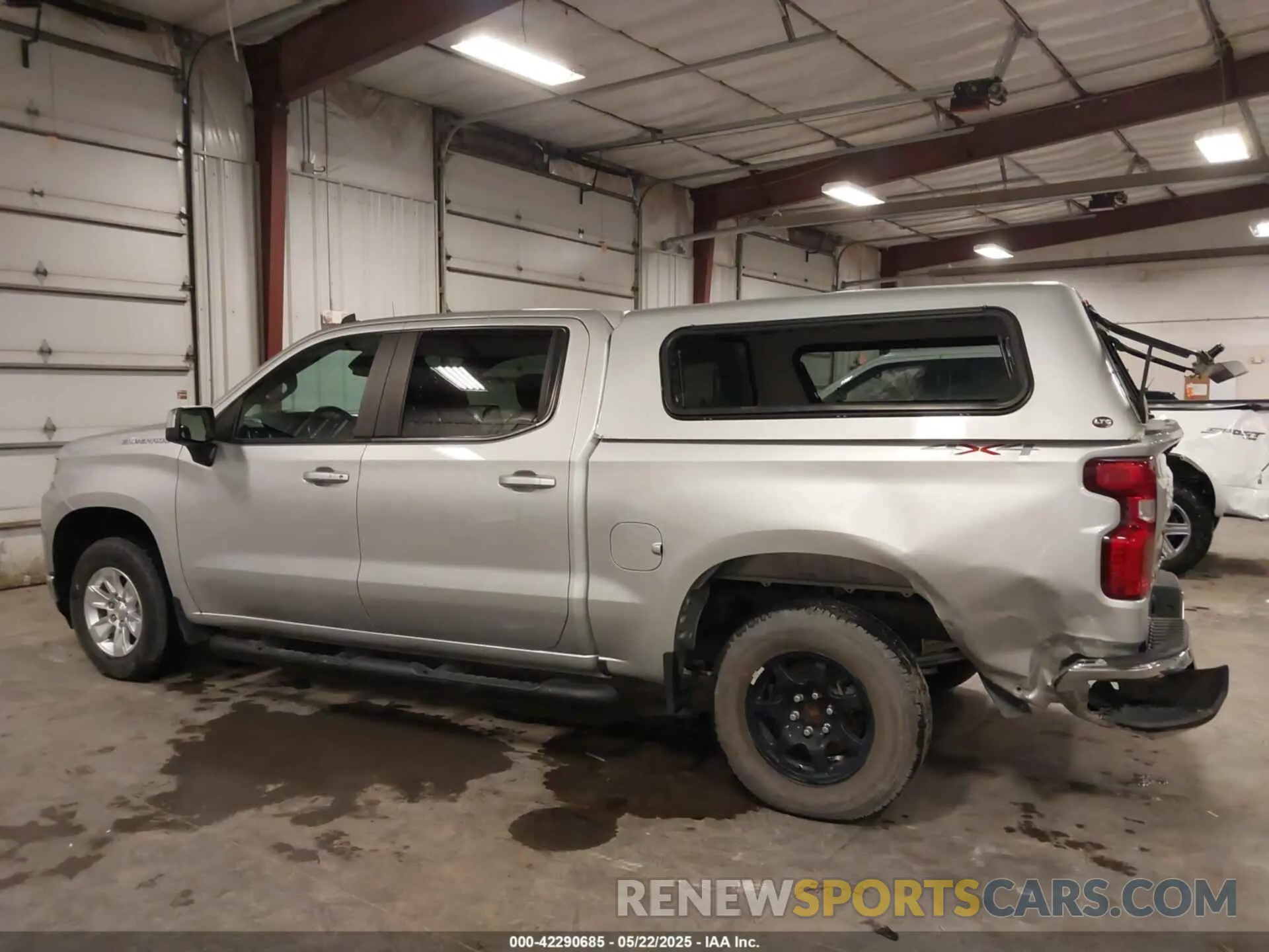 15 Photograph of a damaged car 1GCPYDEK8LZ128334 CHEVROLET SILVERADO 1500 2020