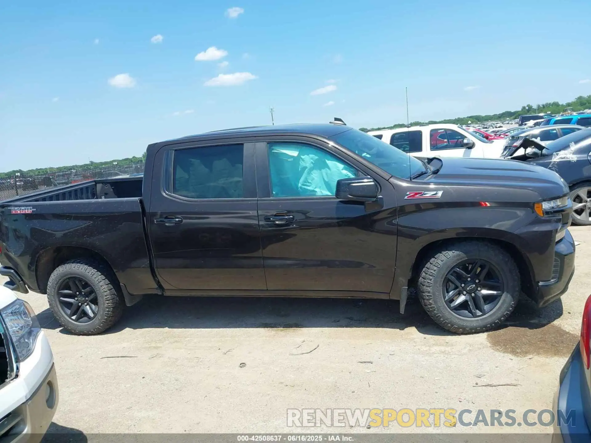13 Photograph of a damaged car 1GCPYFED2LZ123482 CHEVROLET SILVERADO 1500 2020