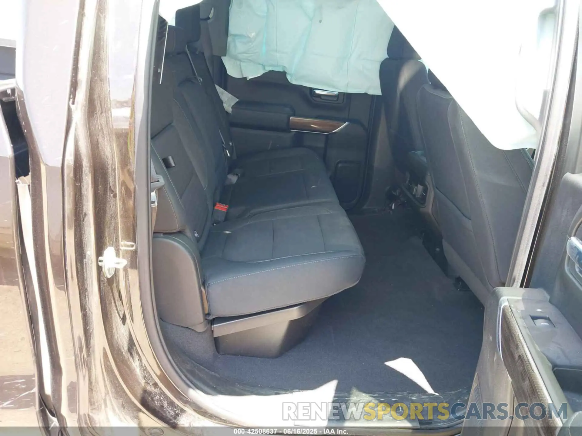 8 Photograph of a damaged car 1GCPYFED2LZ123482 CHEVROLET SILVERADO 1500 2020