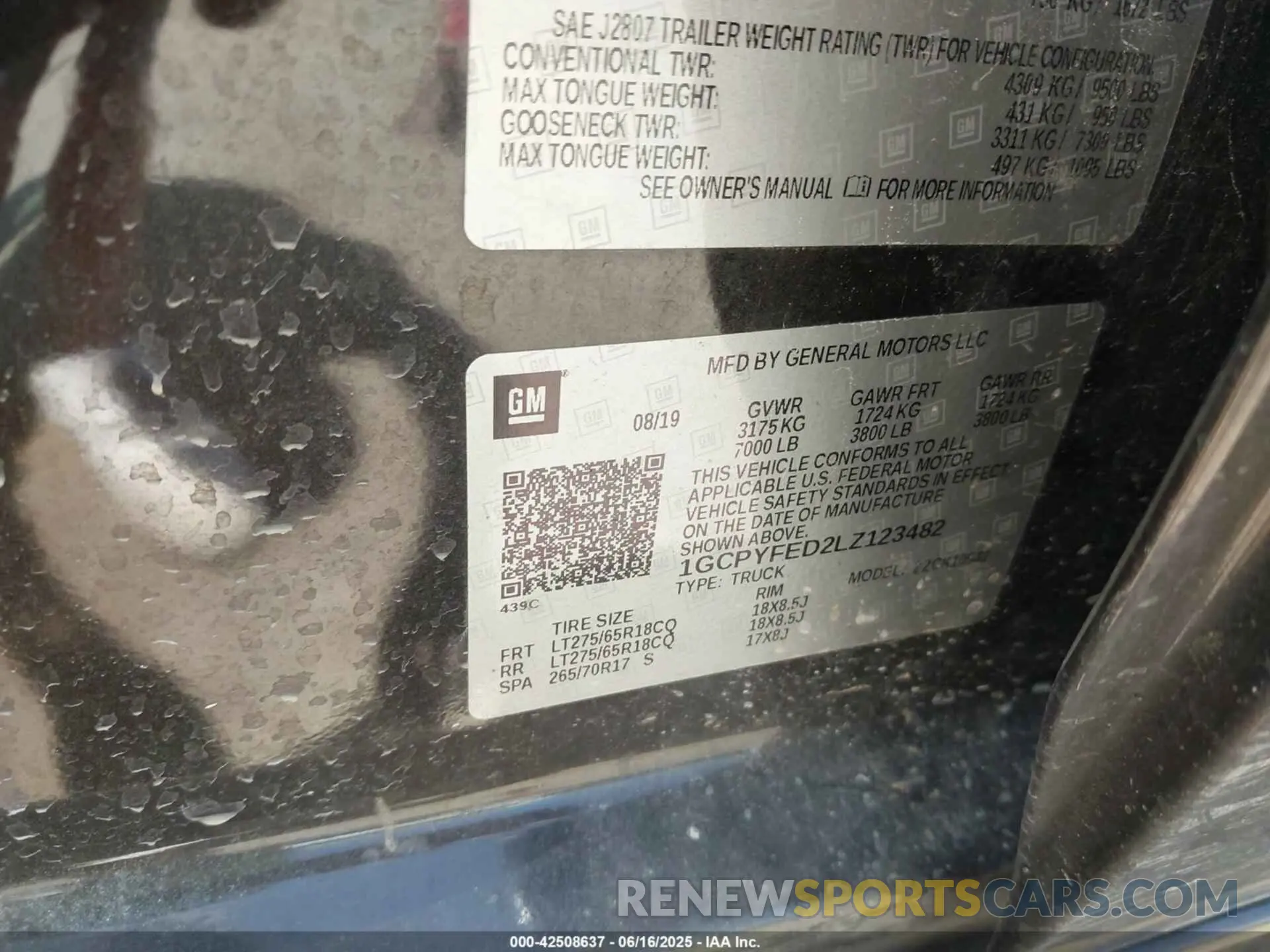 9 Photograph of a damaged car 1GCPYFED2LZ123482 CHEVROLET SILVERADO 1500 2020
