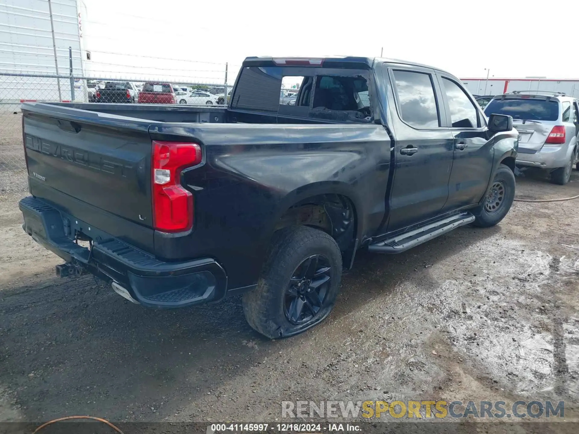4 Photograph of a damaged car 1GCPYFED3LZ175820 CHEVROLET SILVERADO 1500 2020