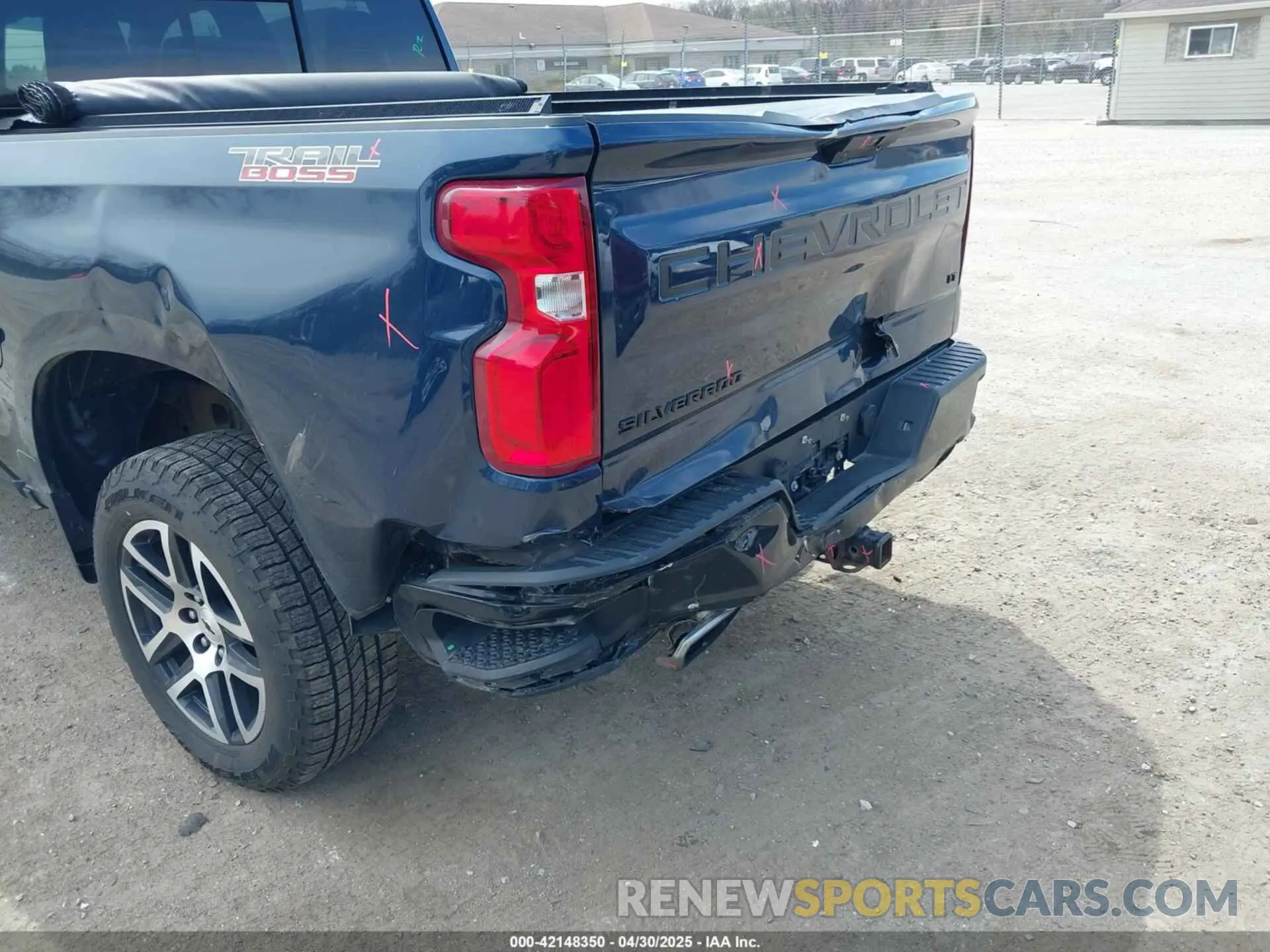 6 Photograph of a damaged car 1GCPYFED5LZ286420 CHEVROLET SILVERADO 1500 2020