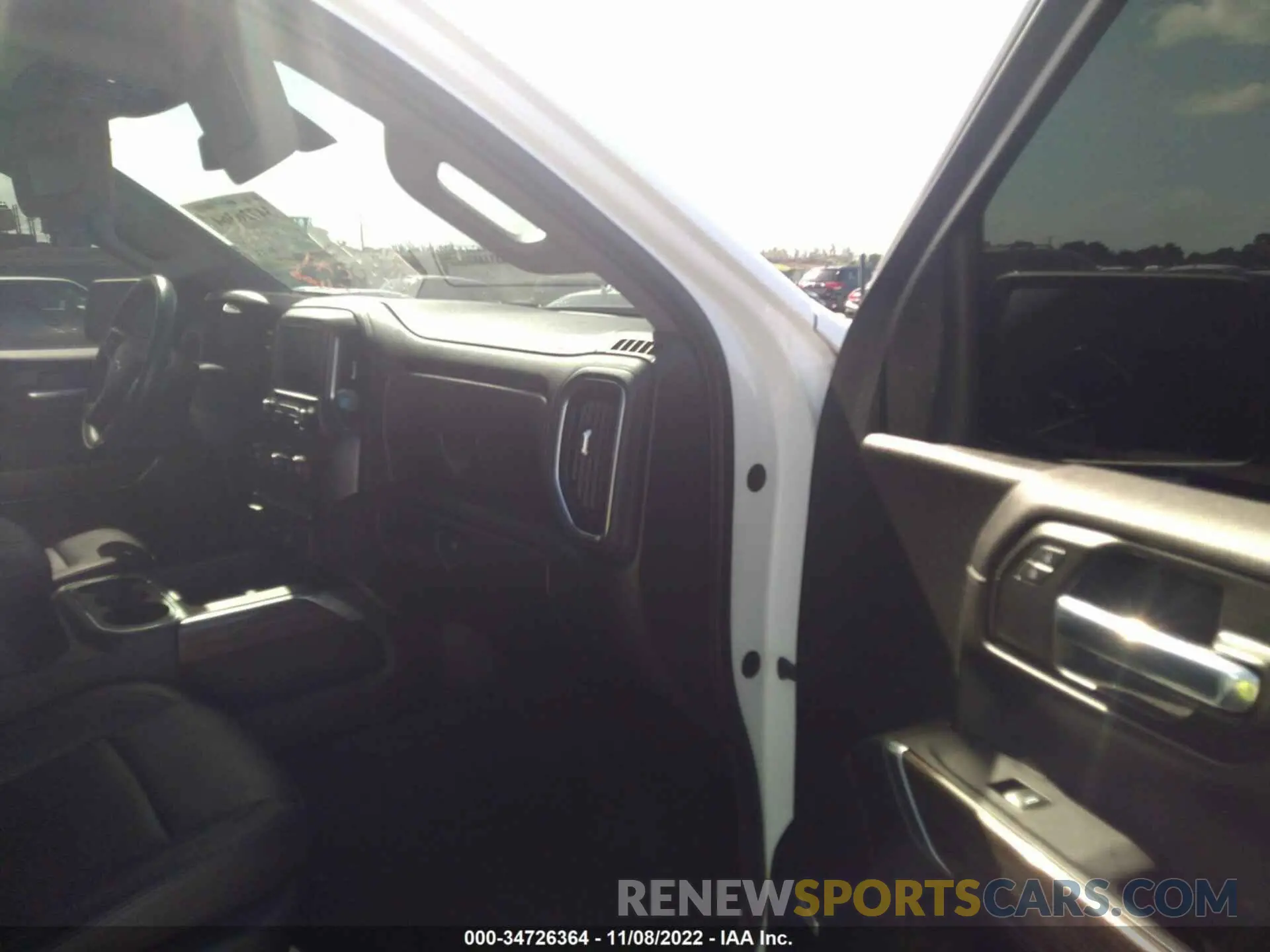 5 Photograph of a damaged car 1GCPYFED6LZ137417 CHEVROLET SILVERADO 1500 2020