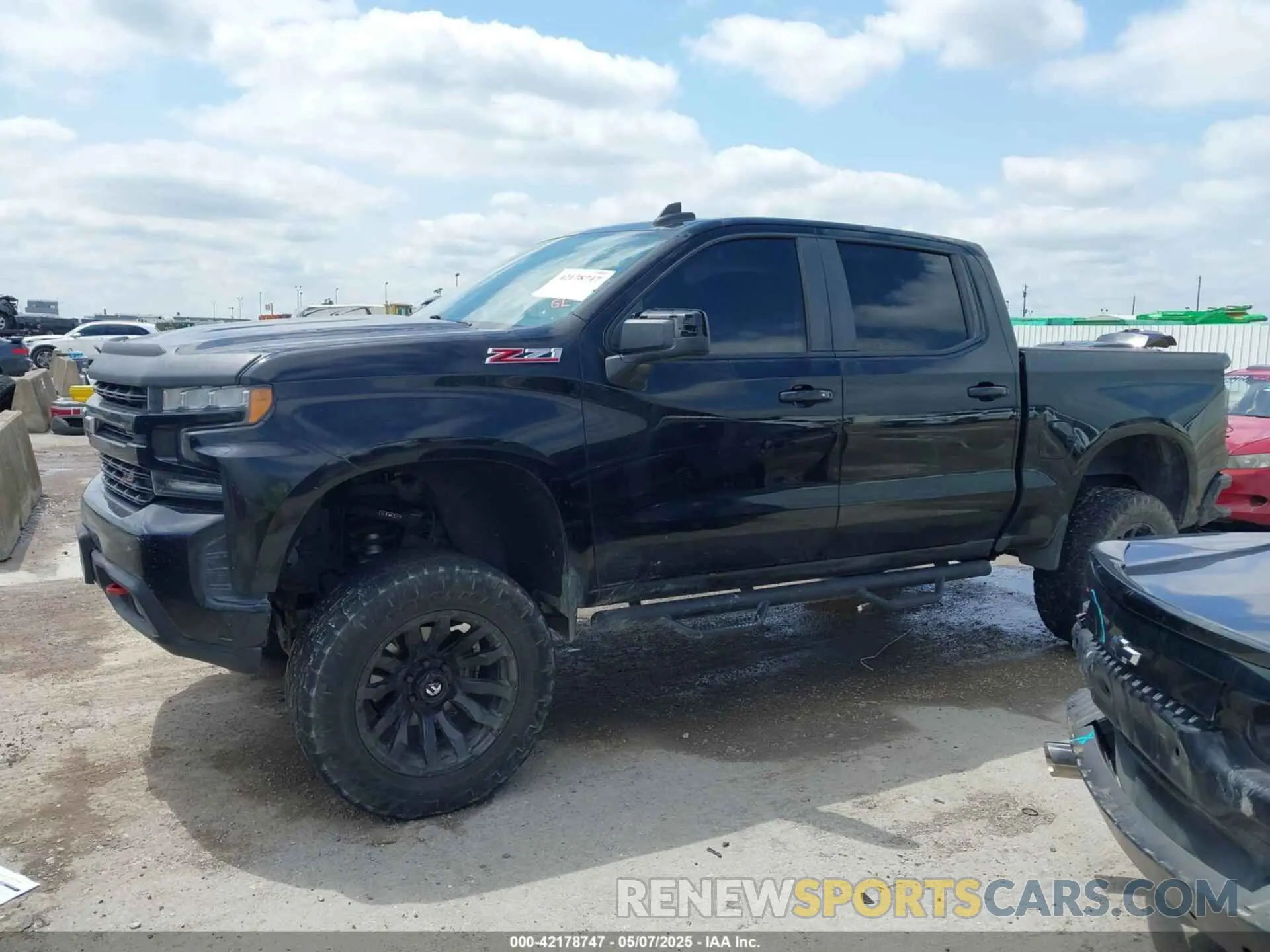 14 Photograph of a damaged car 1GCPYFED9LZ124029 CHEVROLET SILVERADO 1500 2020