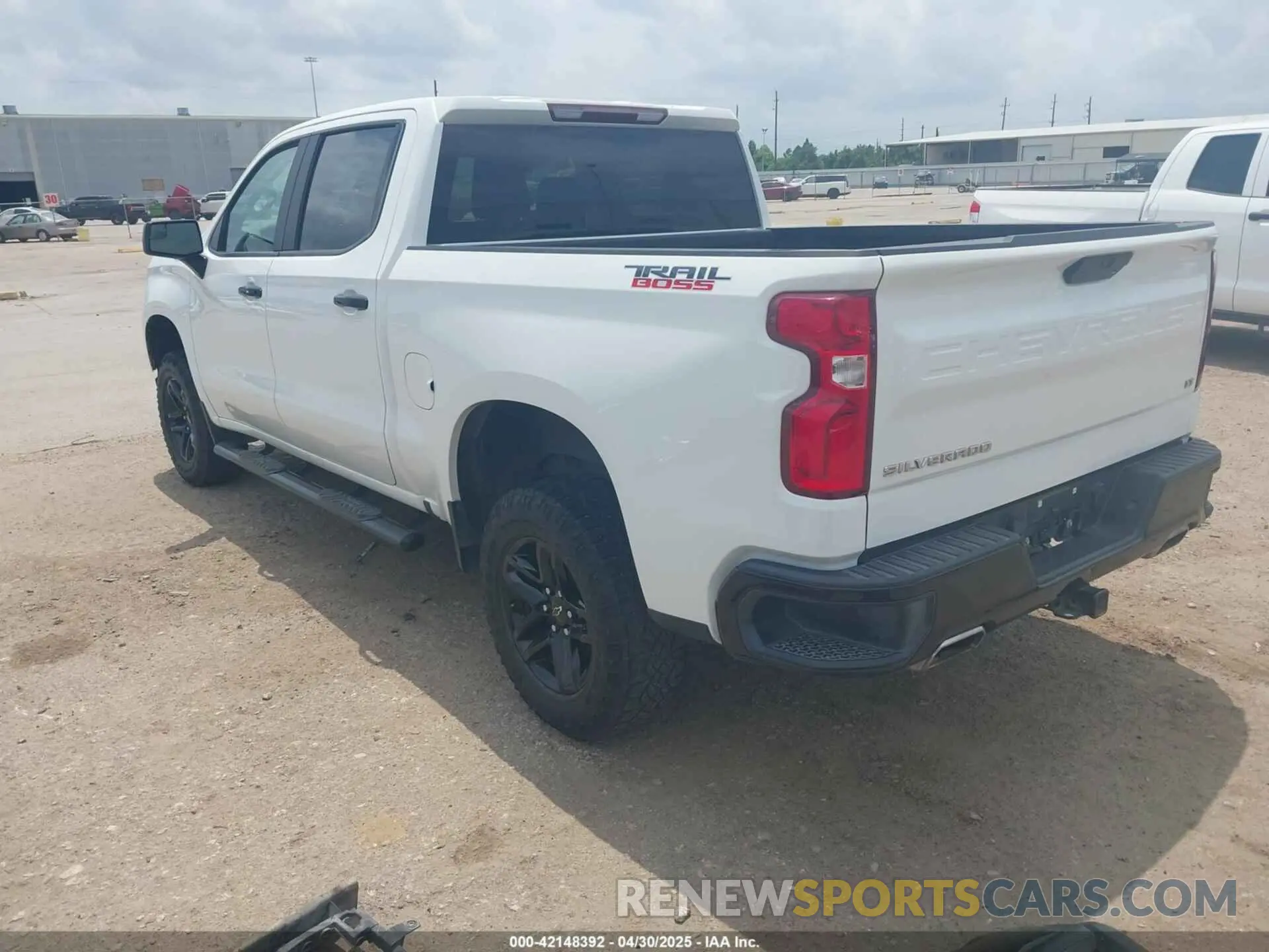 3 Photograph of a damaged car 1GCPYFED9LZ290728 CHEVROLET SILVERADO 1500 2020